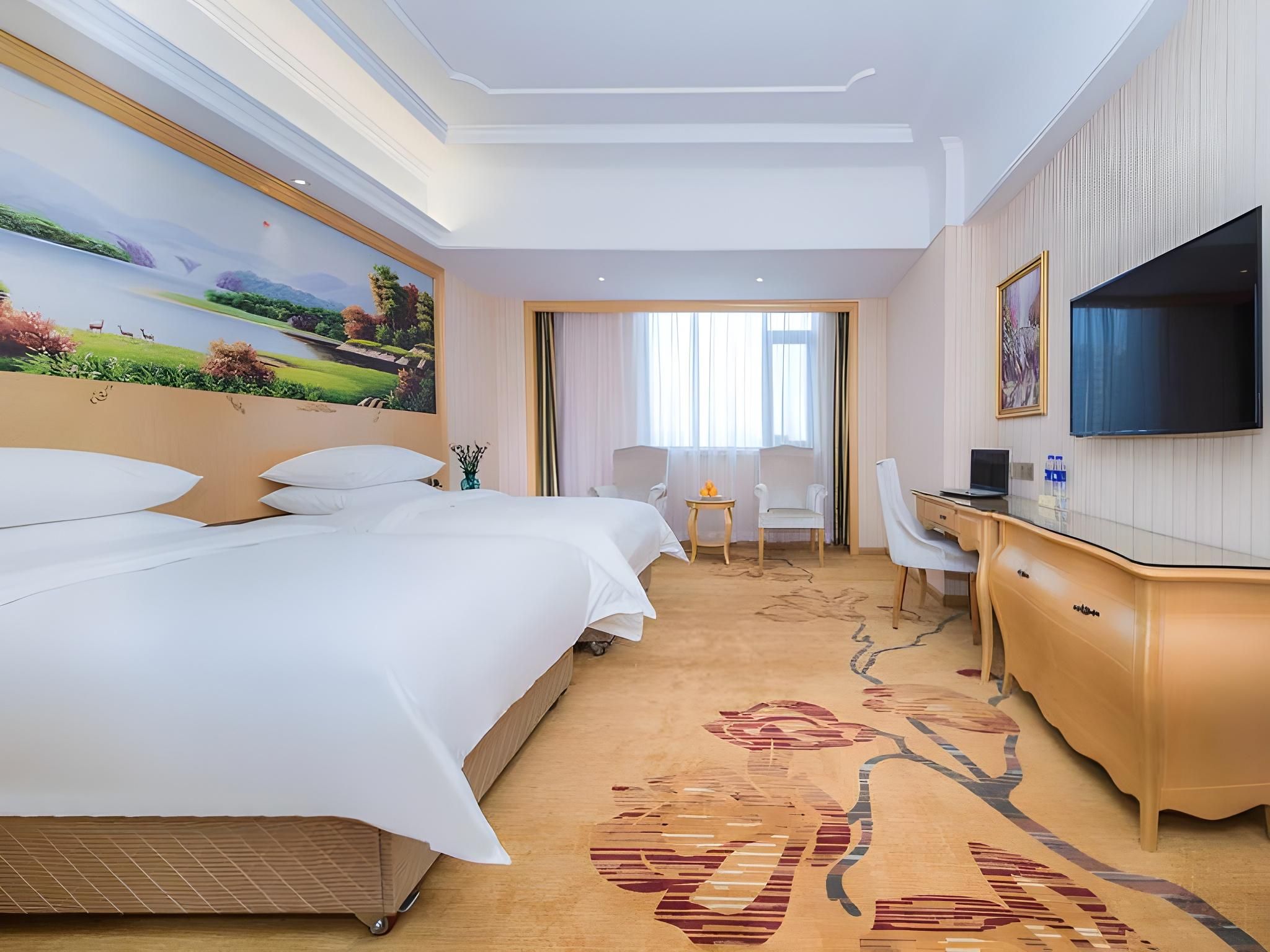 WH - Deluxe Room Twin