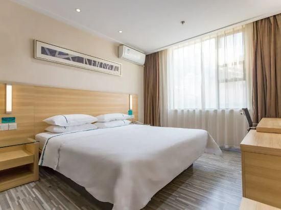 Business Queen Room