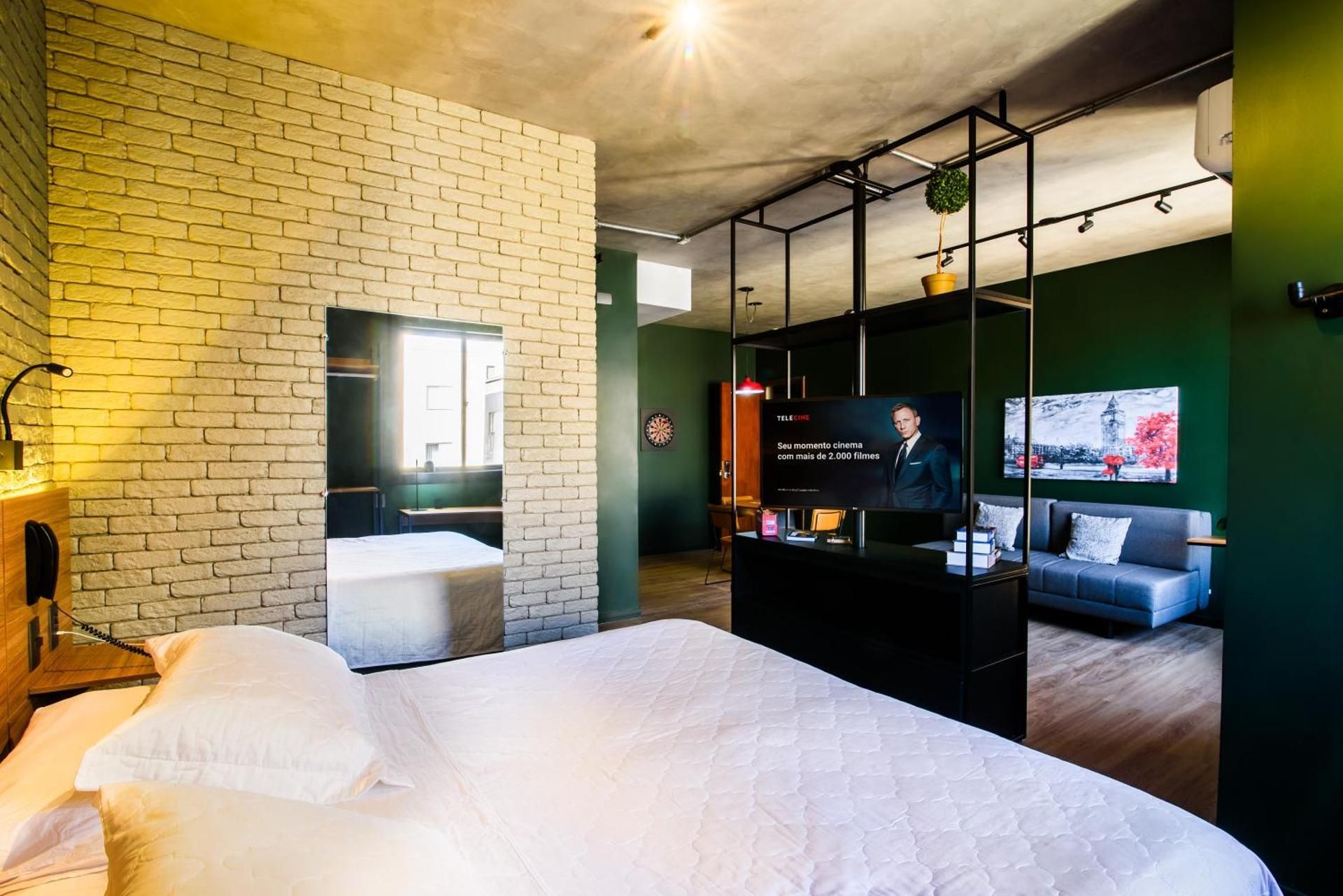 Deluxe Apartment