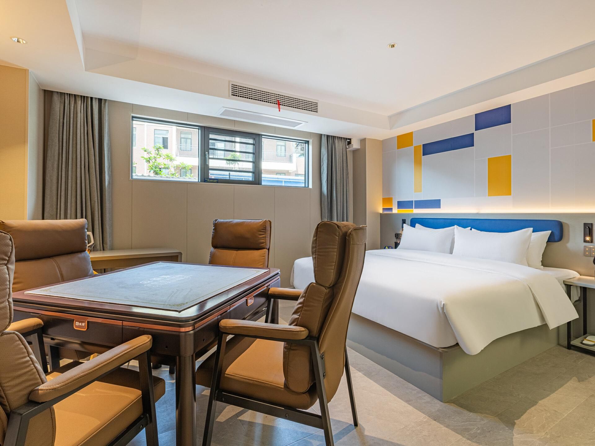 WH - Chess Funny 1 Bed Room