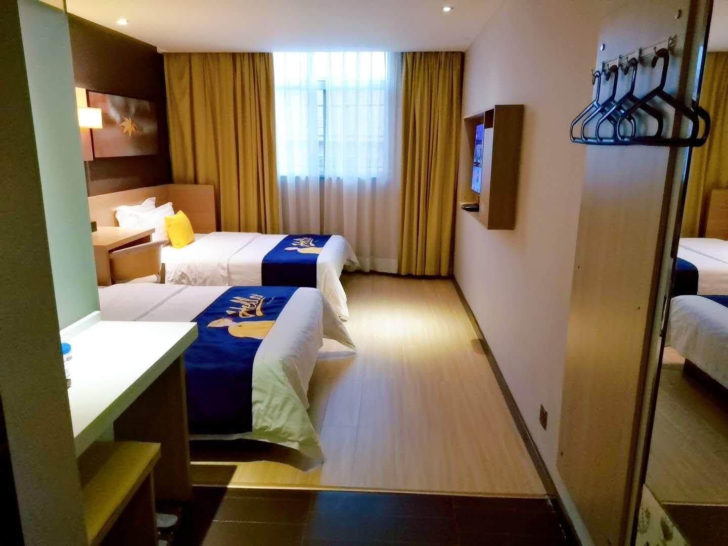 Select Twin Room
