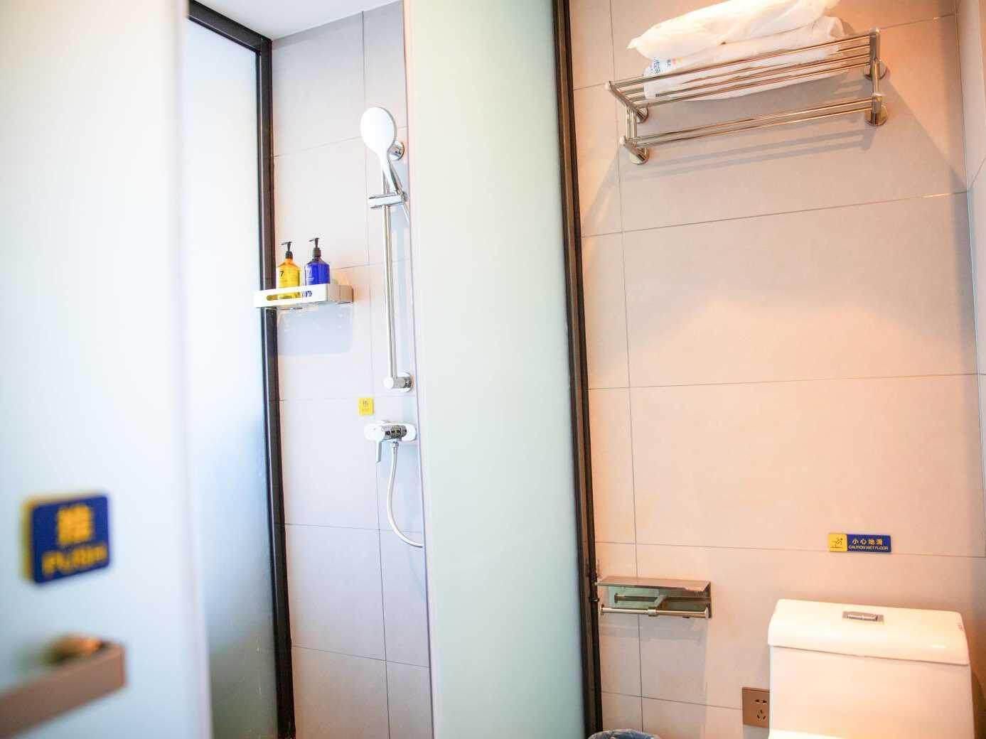 WH - New 7 Days Zizai 1 Bed Room