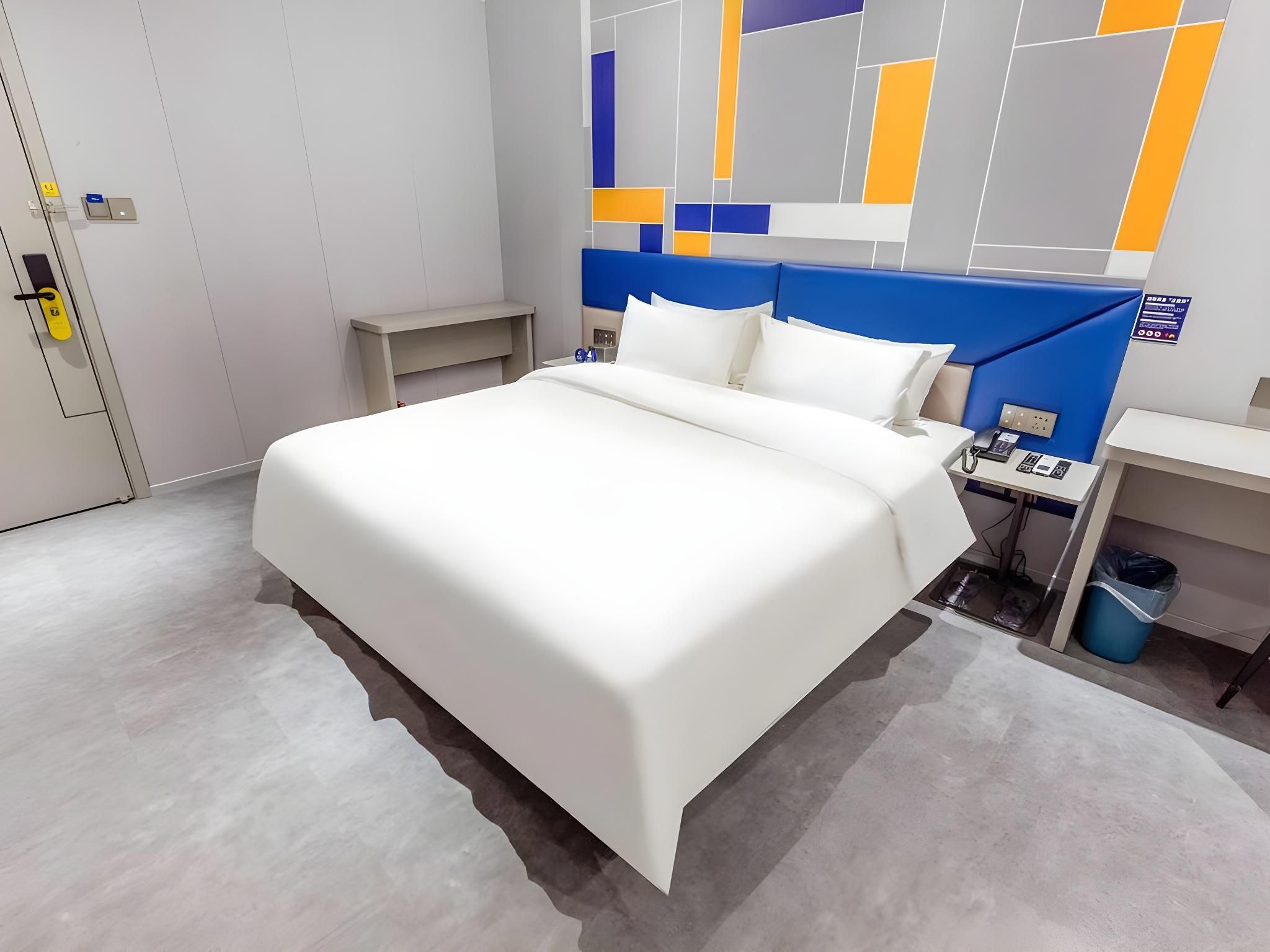 WH - New 7 Days Haoshui 1 Bed Room