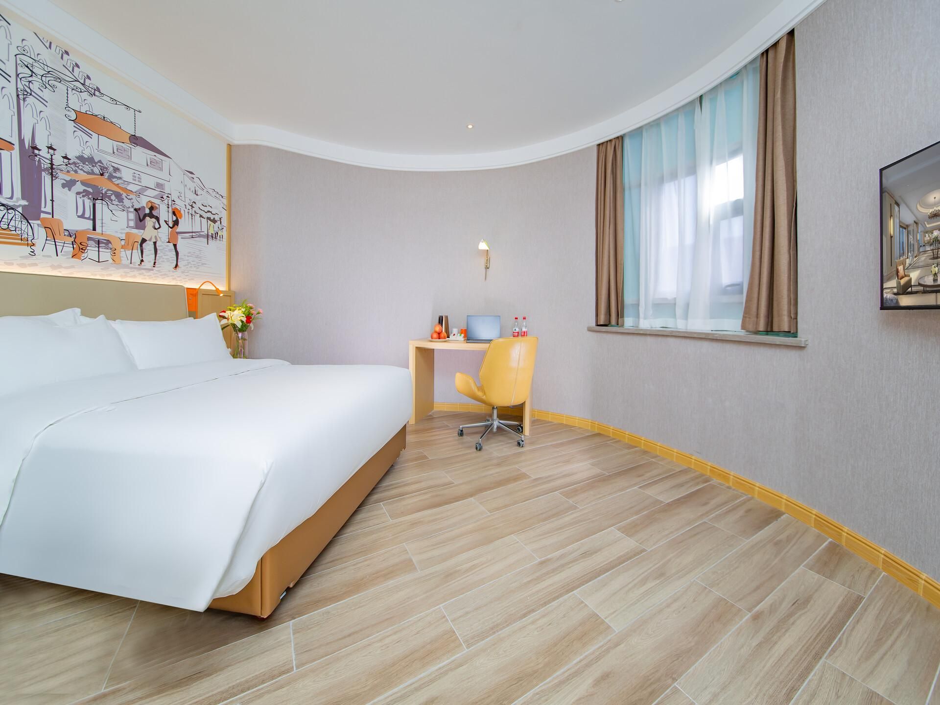 Standard - Queen Room