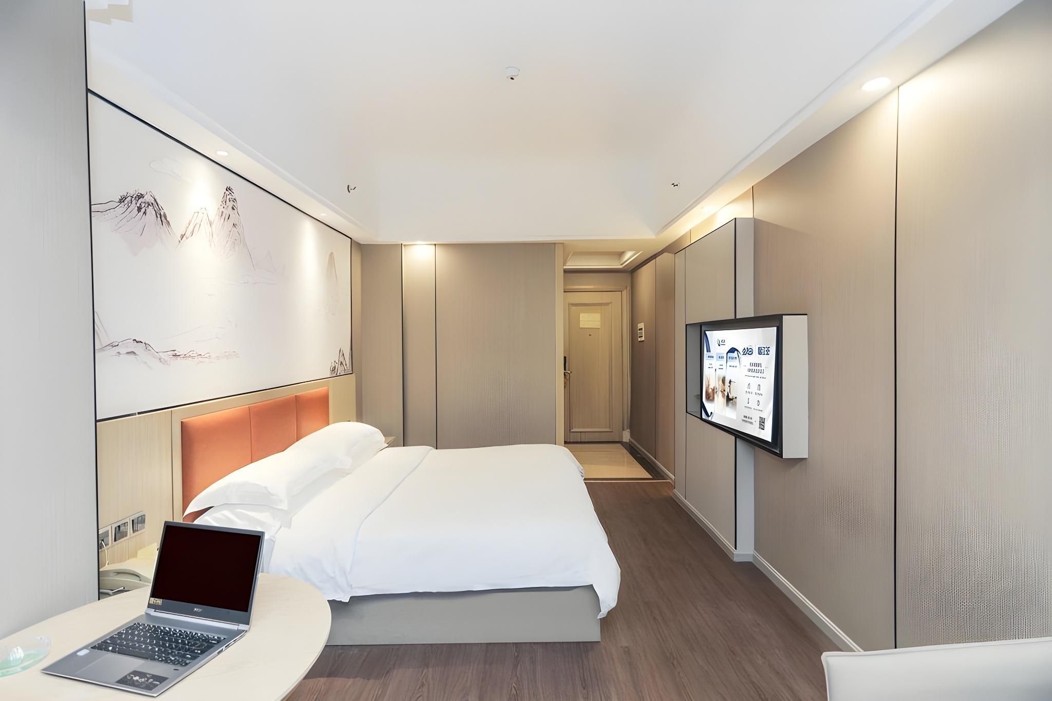 WH - Superior Bed Room