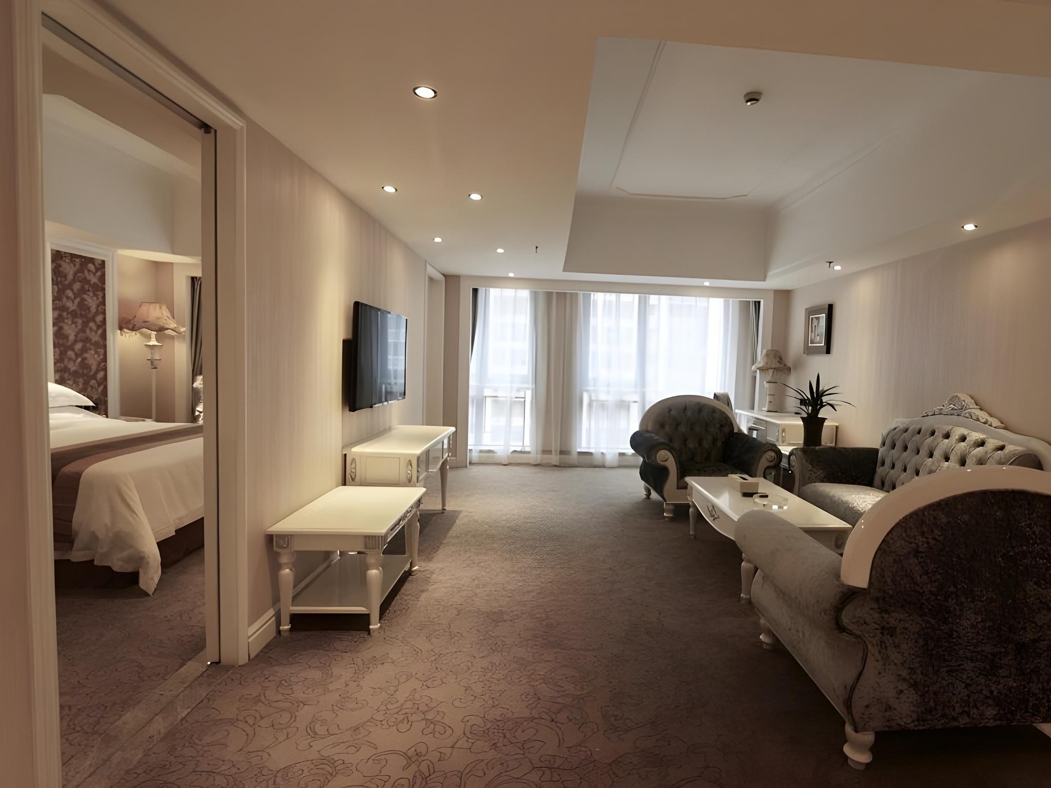 Executive Suite