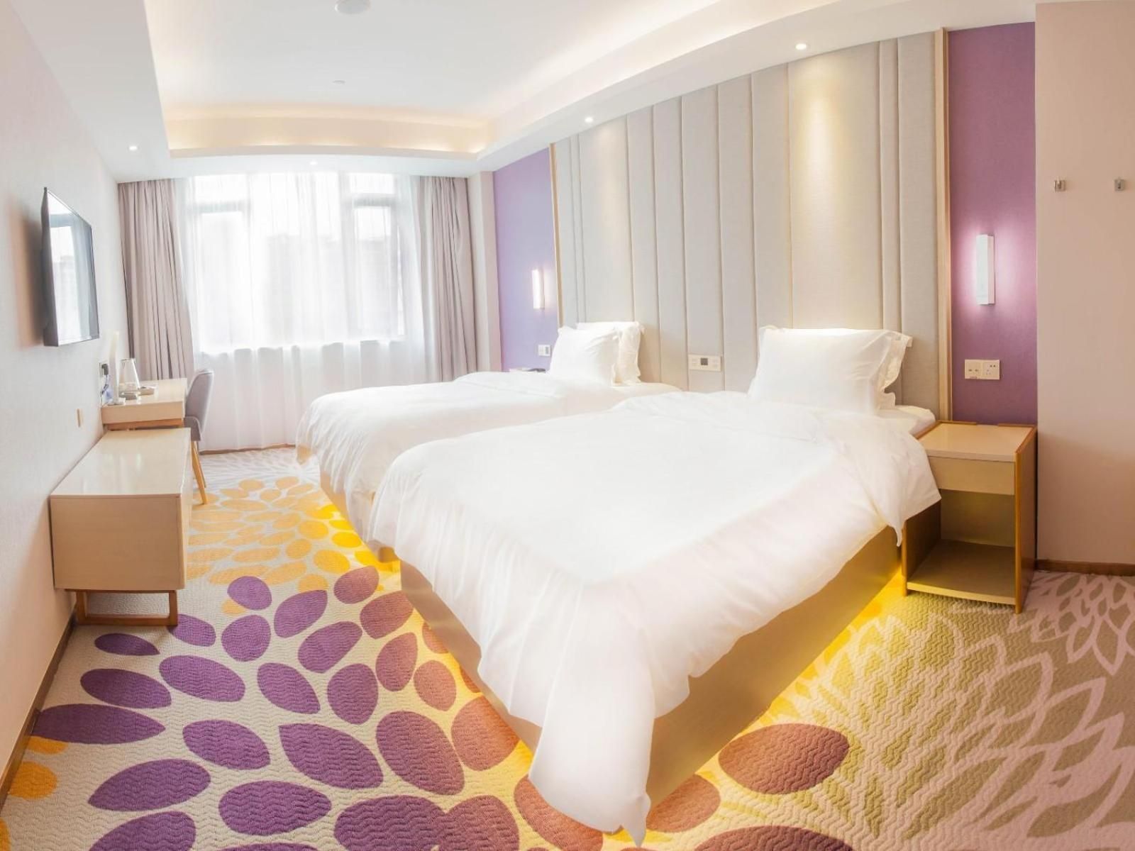 Twin Deluxe Room
