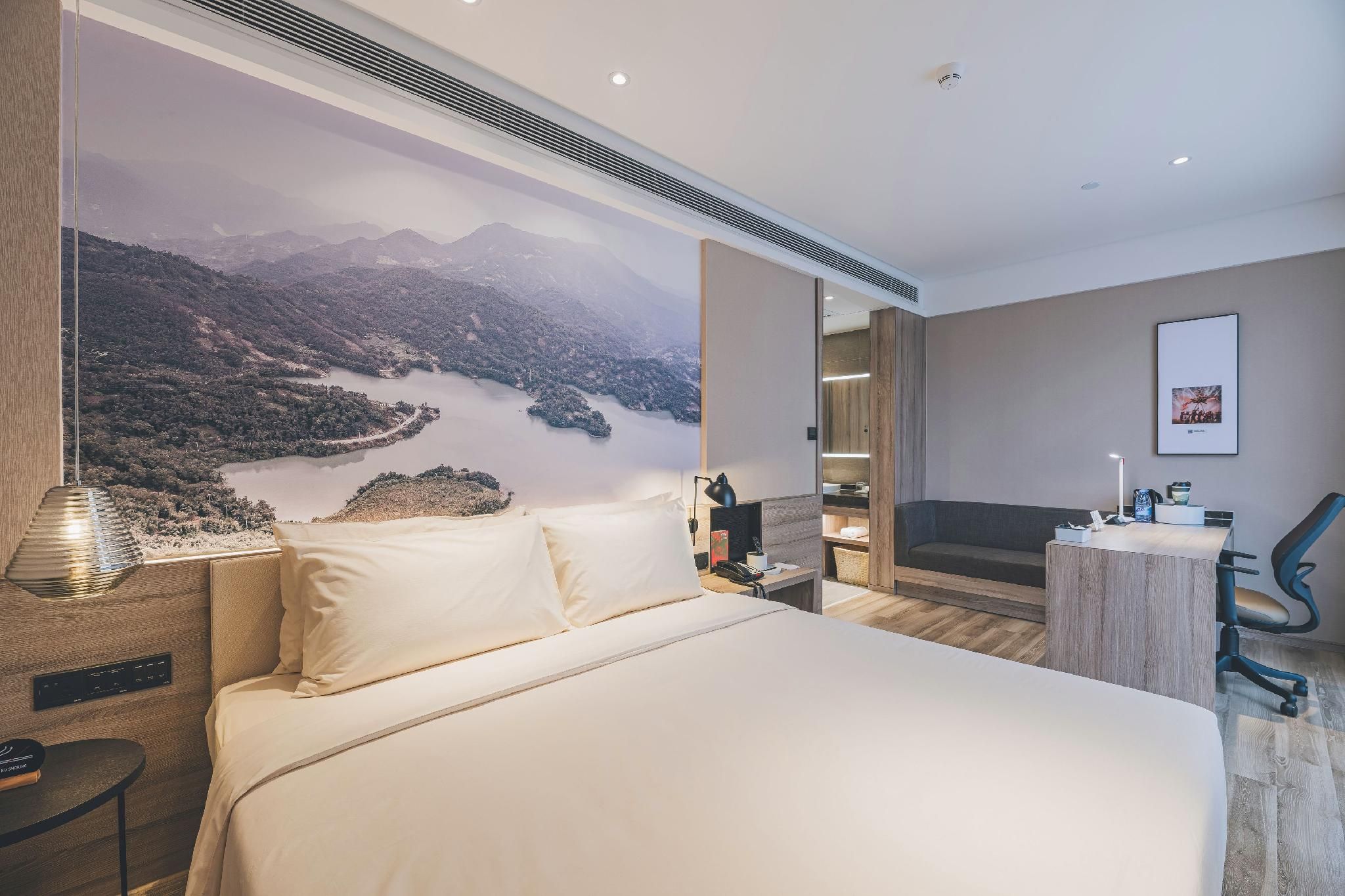 Atour - Elegant Room