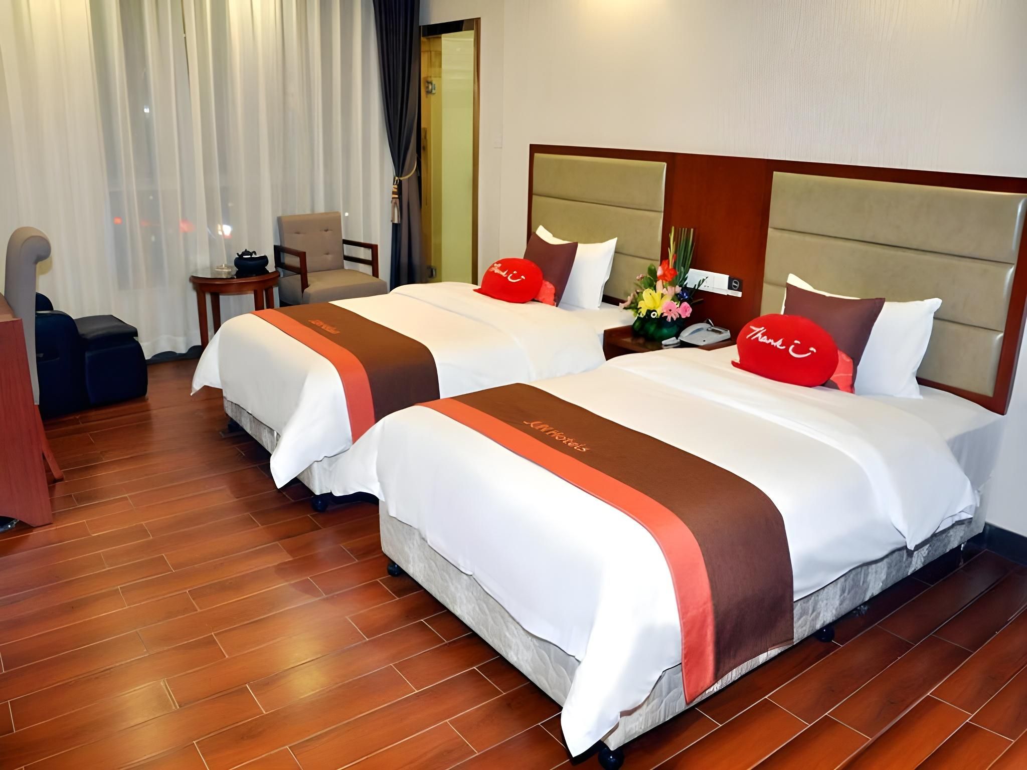 Twin Deluxe Room