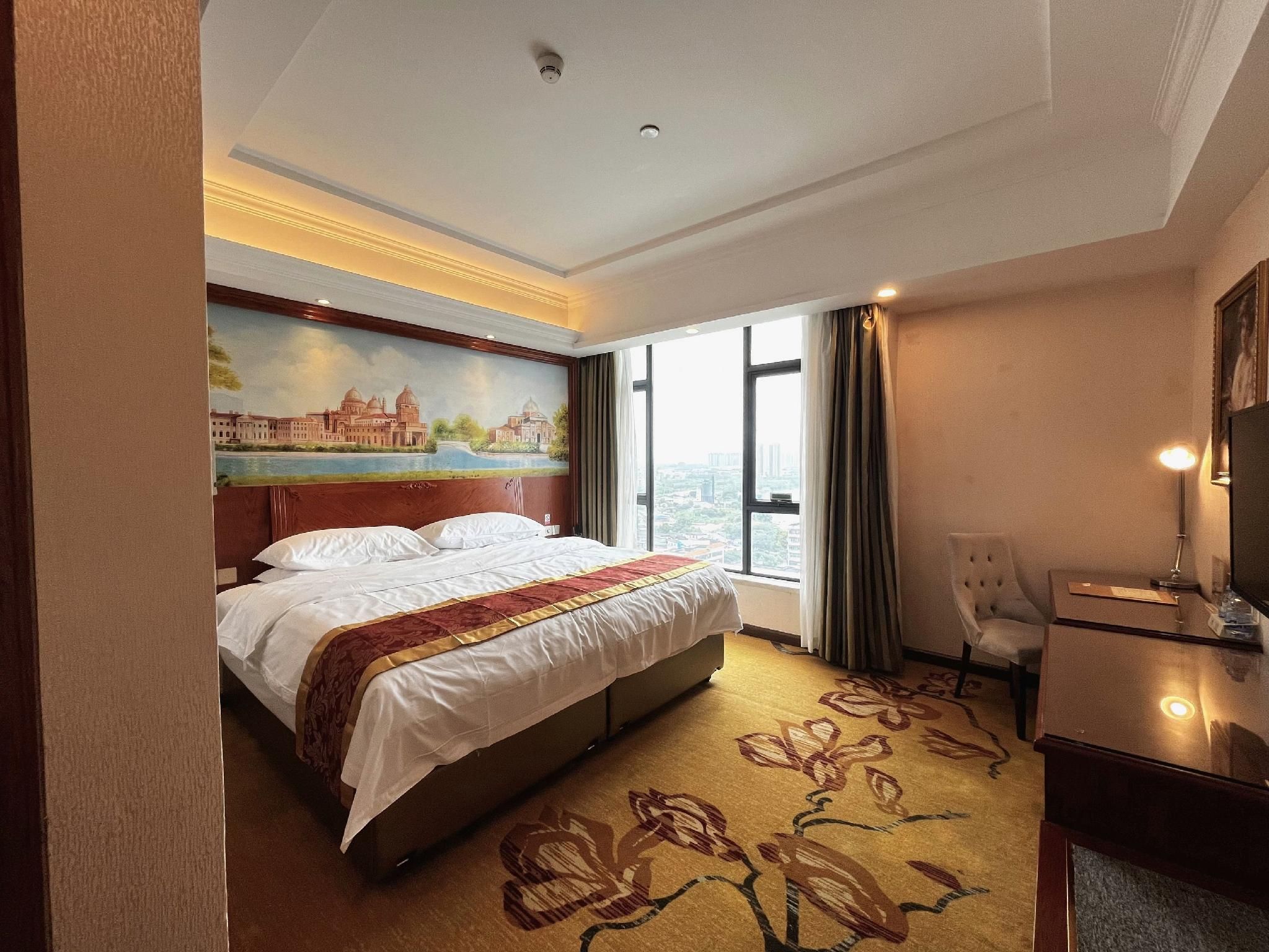 Vienna - 1 Bed Room with View