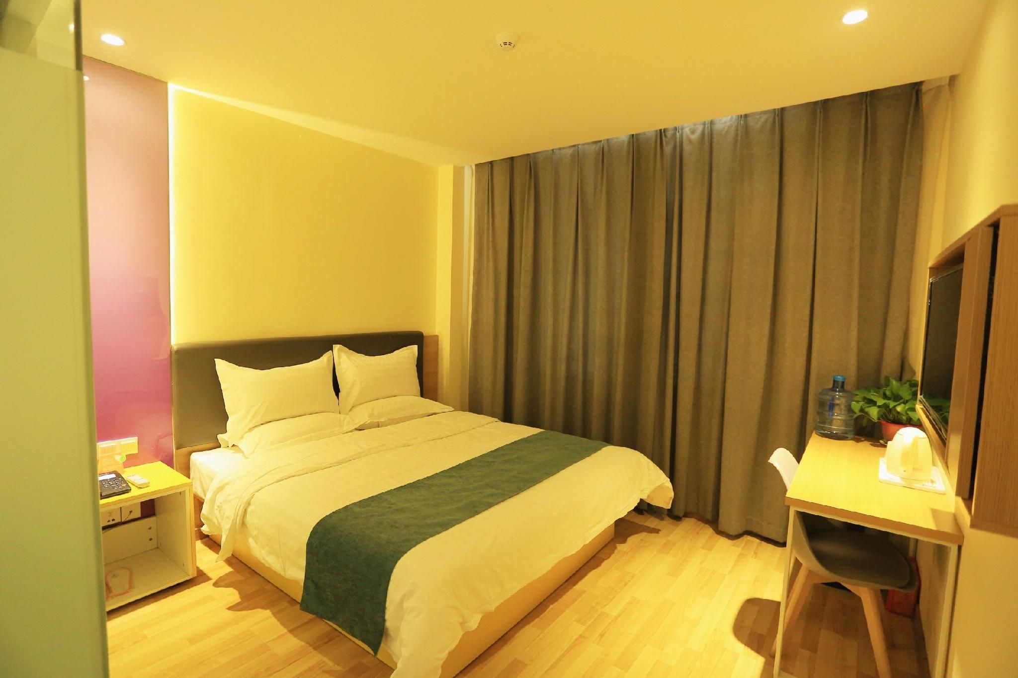 WH - Traditional Bed Room