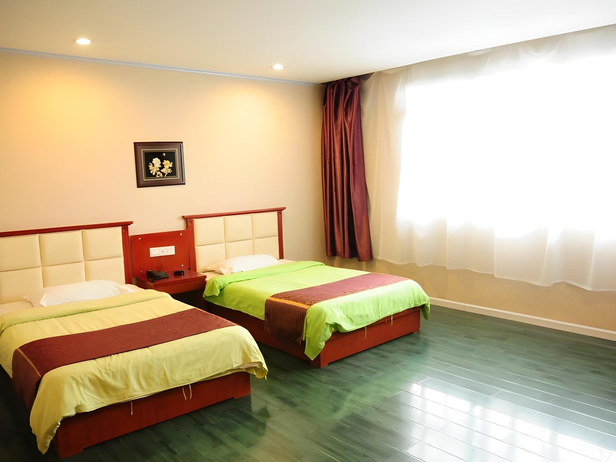 Twin Bussiness Room