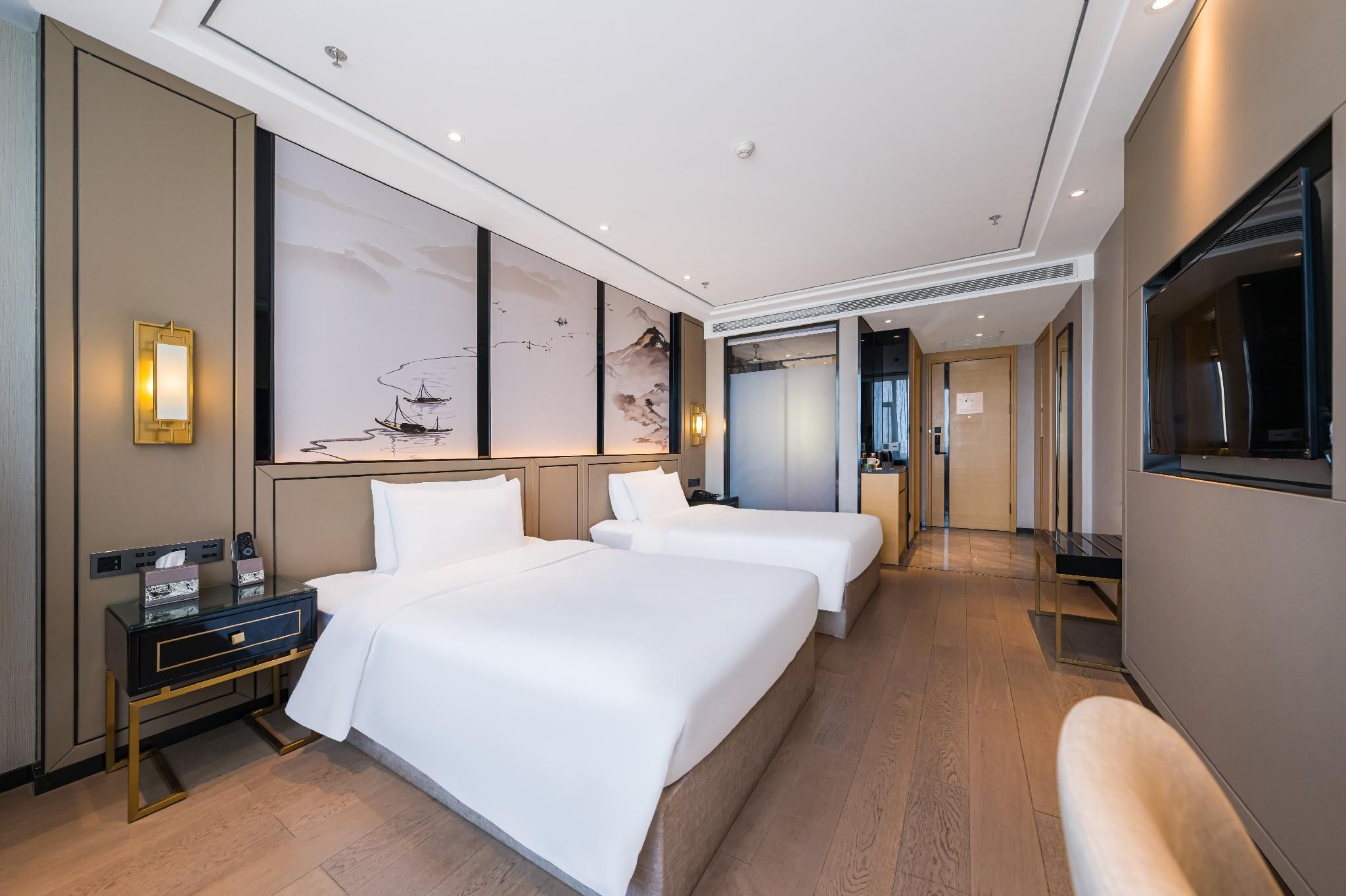 Huazhu - Deluxe Twin Room