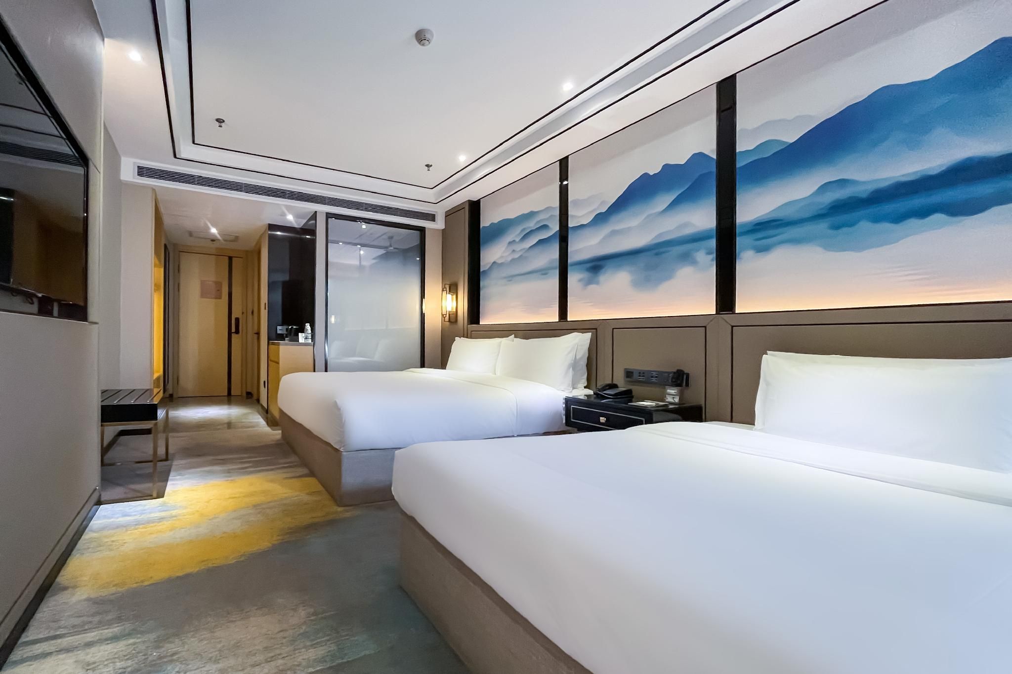 Huazhu - Family Room