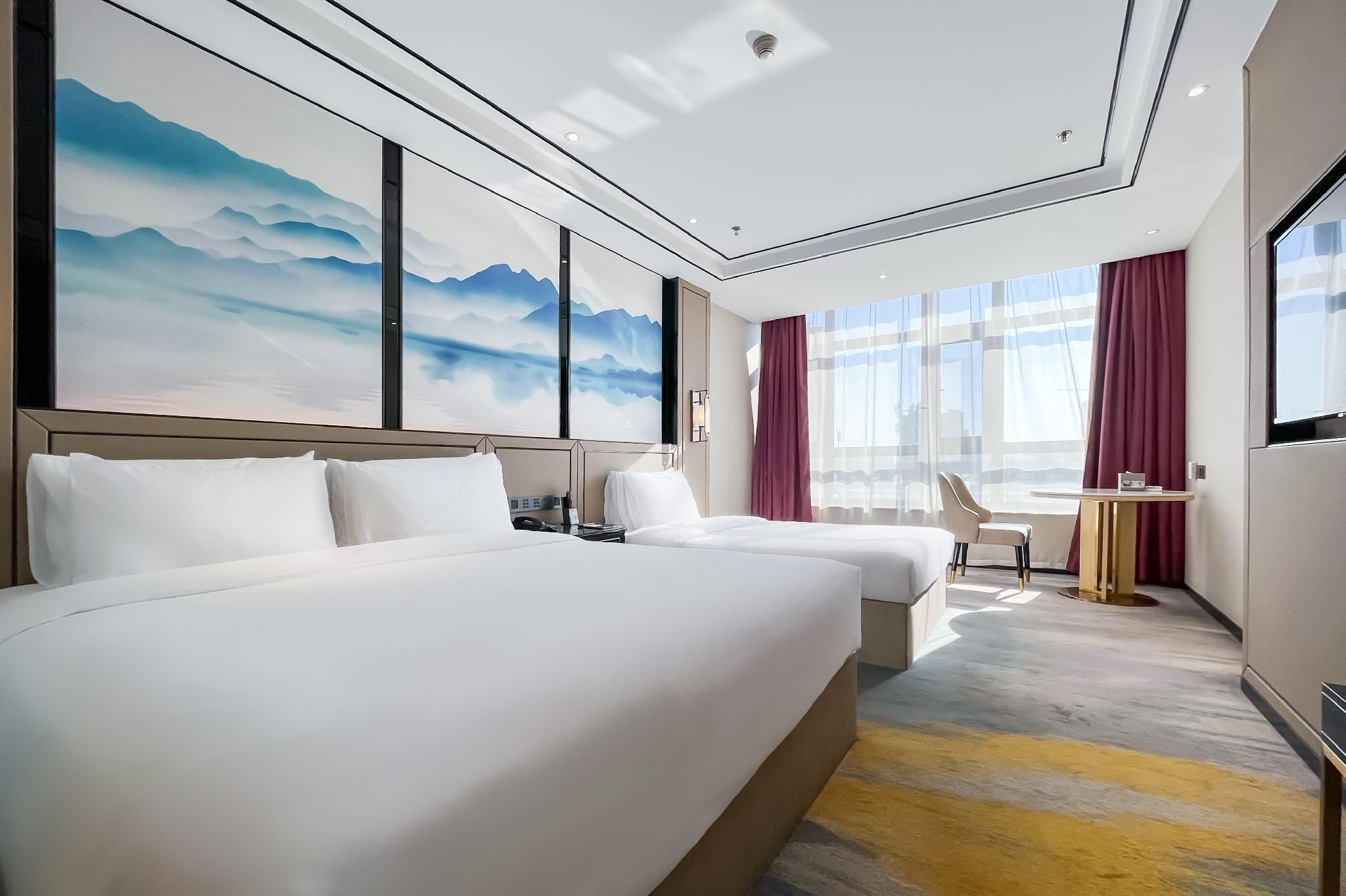 Huazhu - Family Room