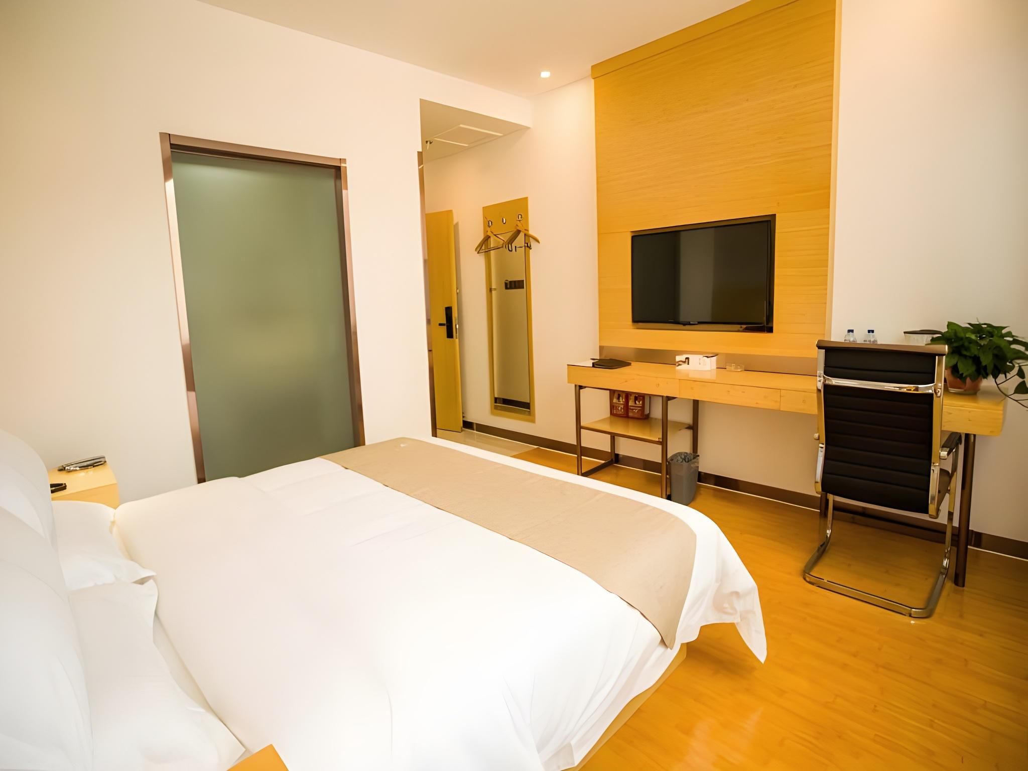 GRT - Room With Bed B