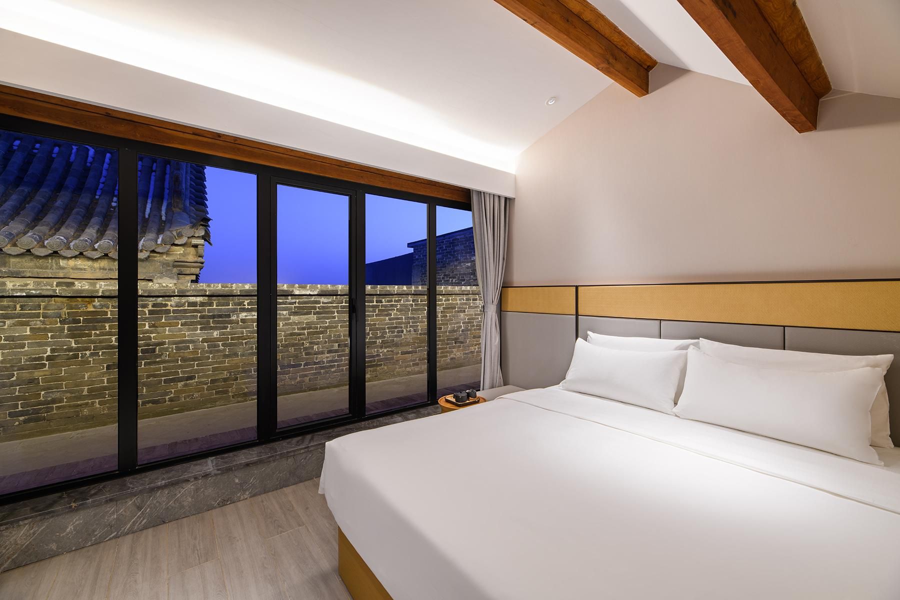 Huazhu - Xunyue 1 Bed Room with View