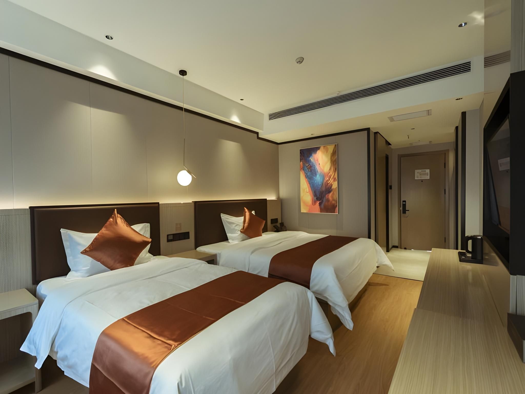 Twin Deluxe Room