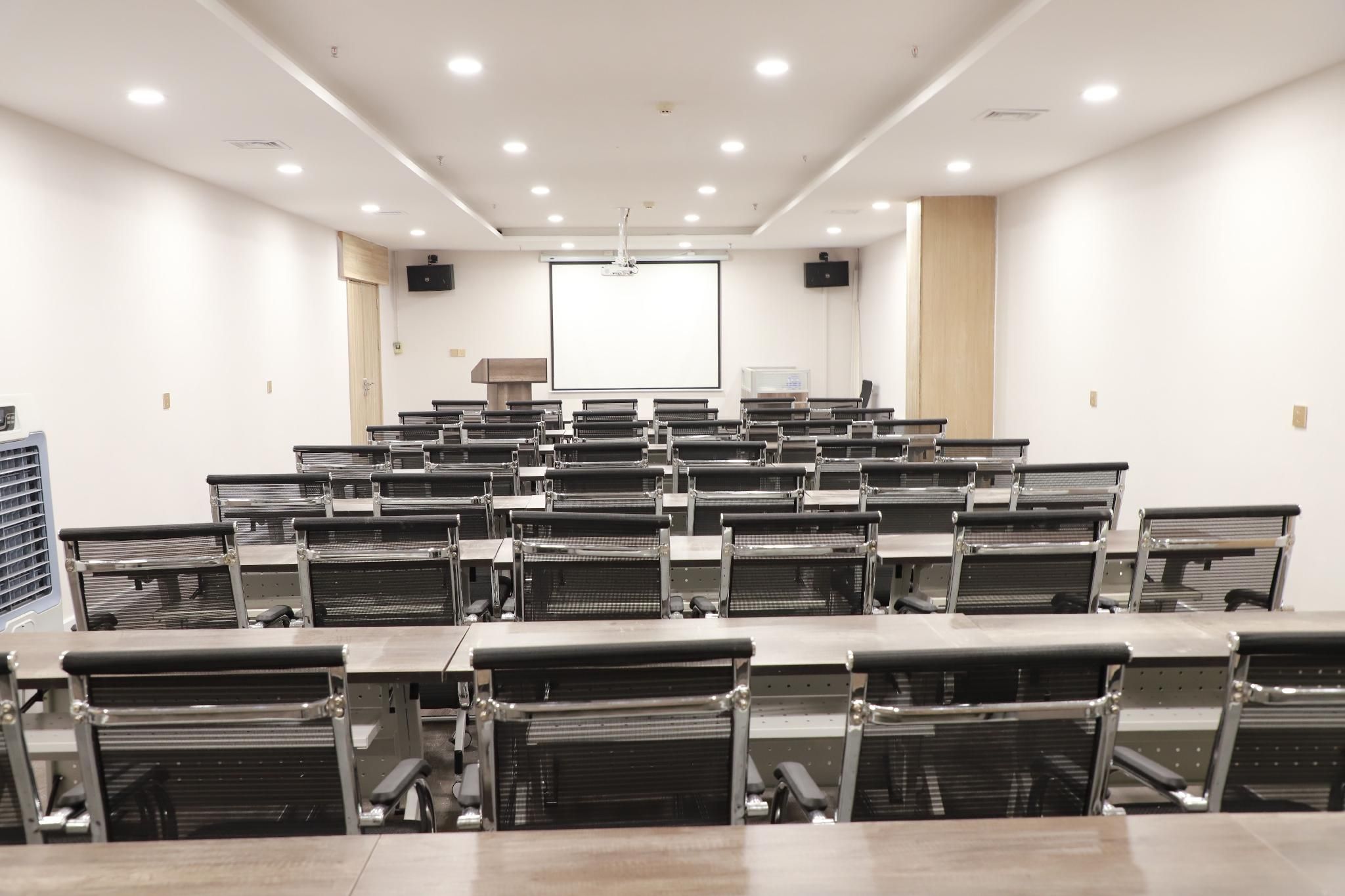 meeting room / ballrooms