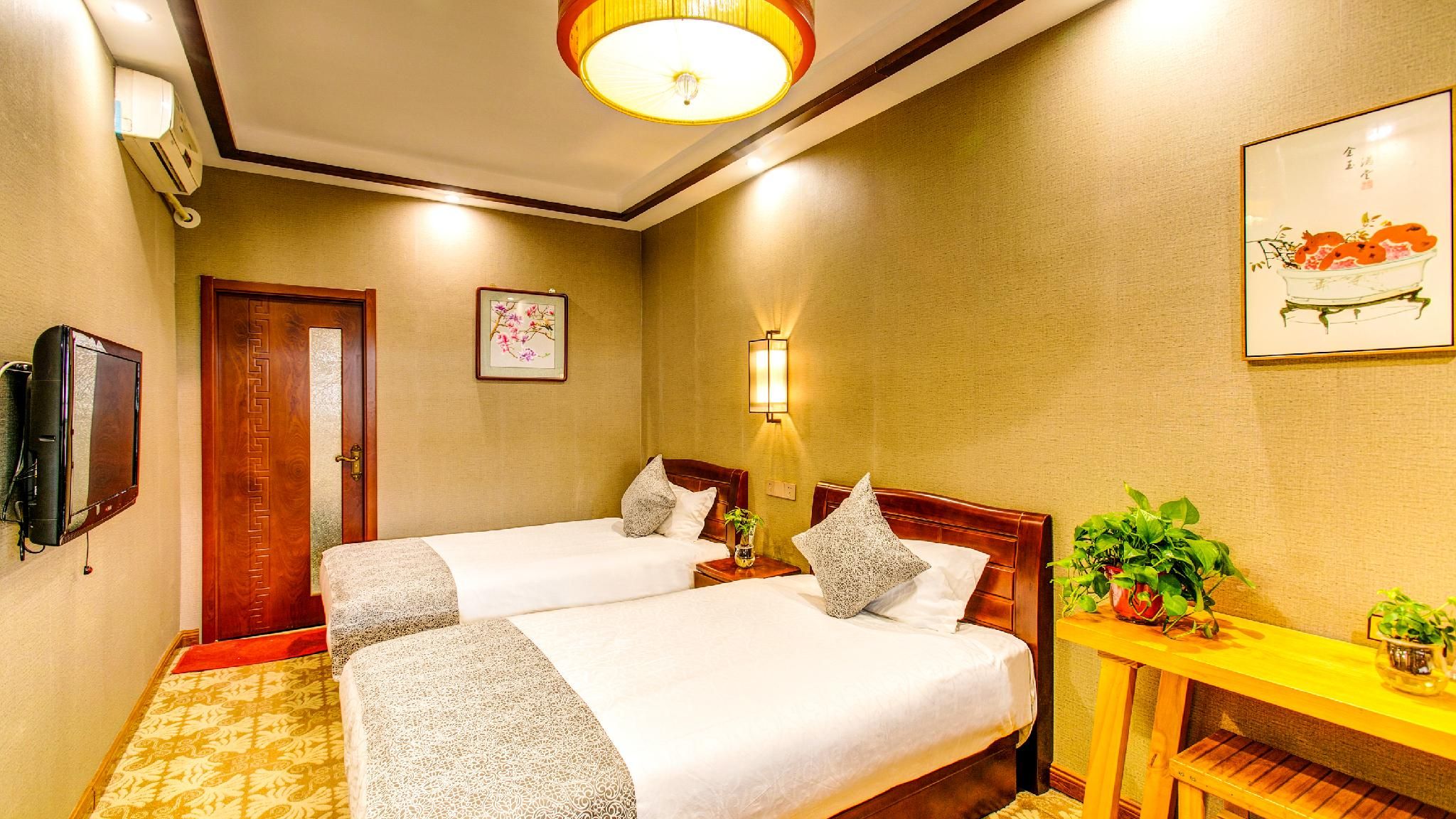 Twin Suite