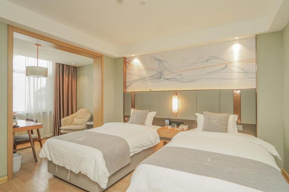 GreenTree Eastern Hotel Jinzhong Pingyao Ancient City South Gate Visitor Center Twin Deluxe Room