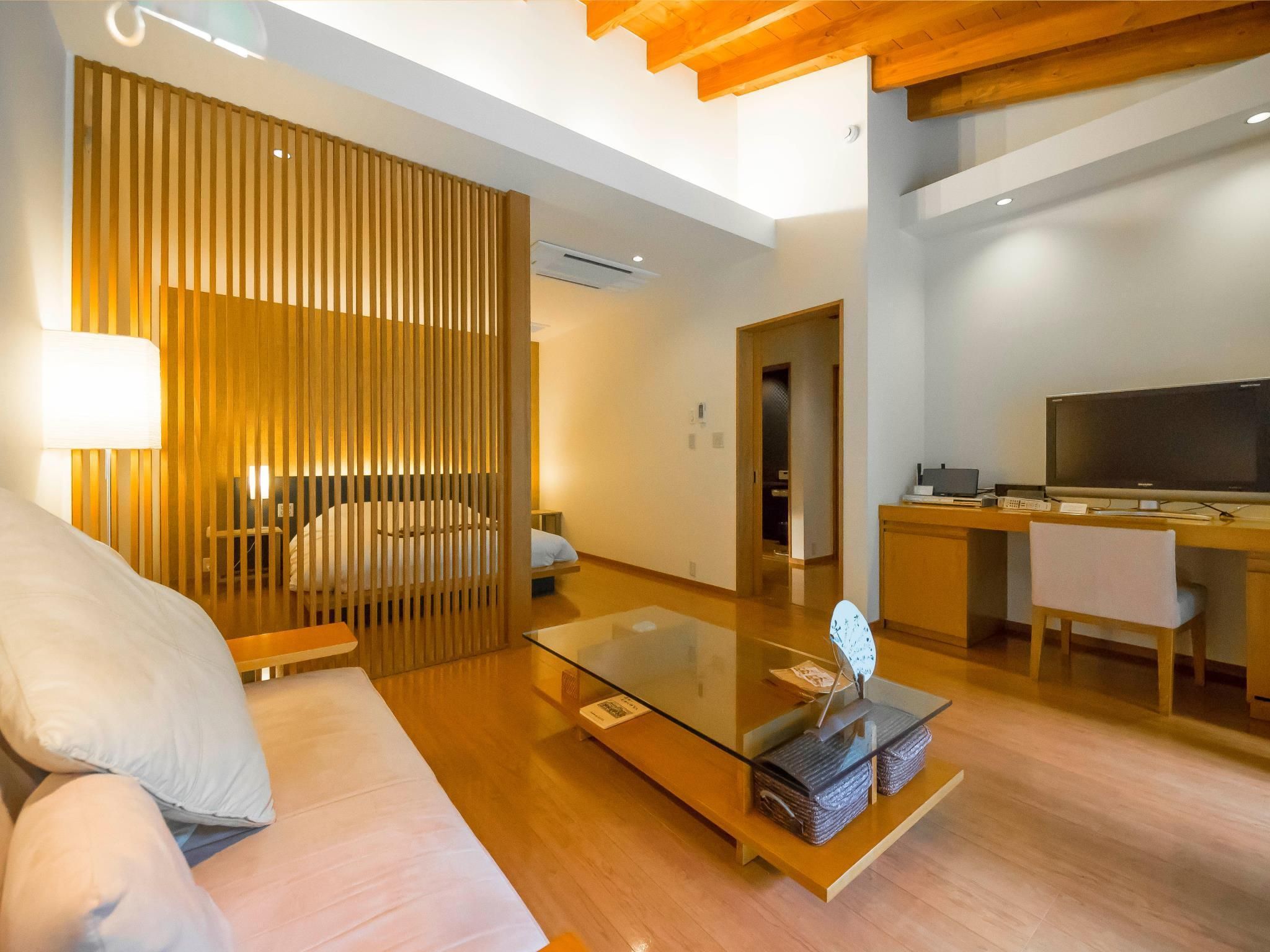 Hollywood Twin Room