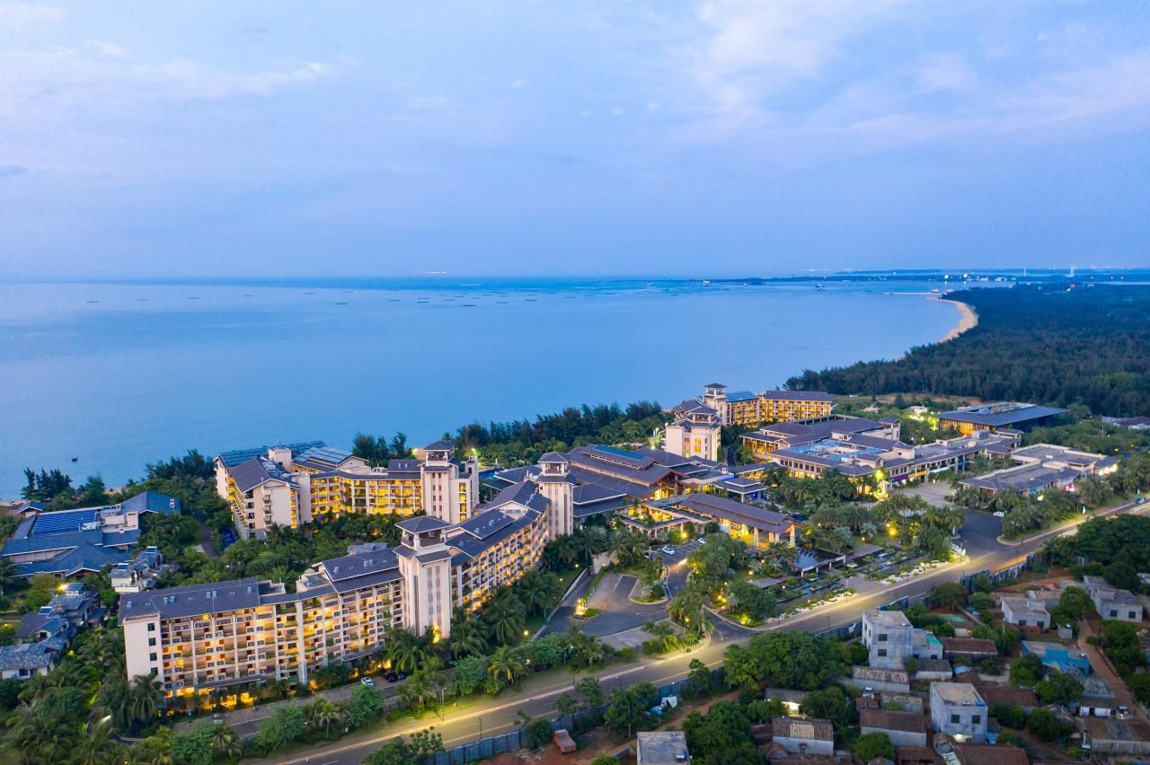 Deluxe Twin Room with Sea View