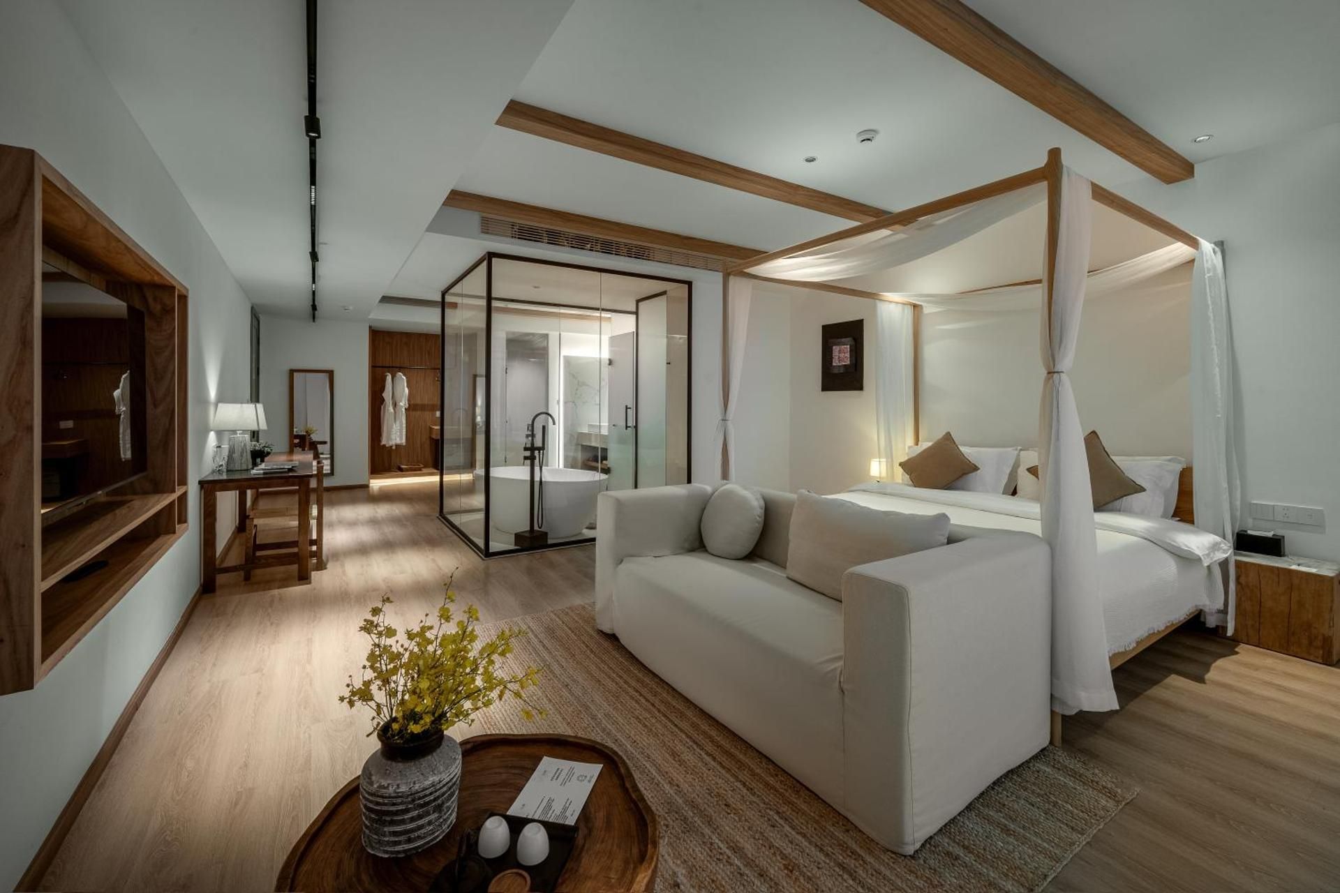 Deluxe Double Room with Bath
