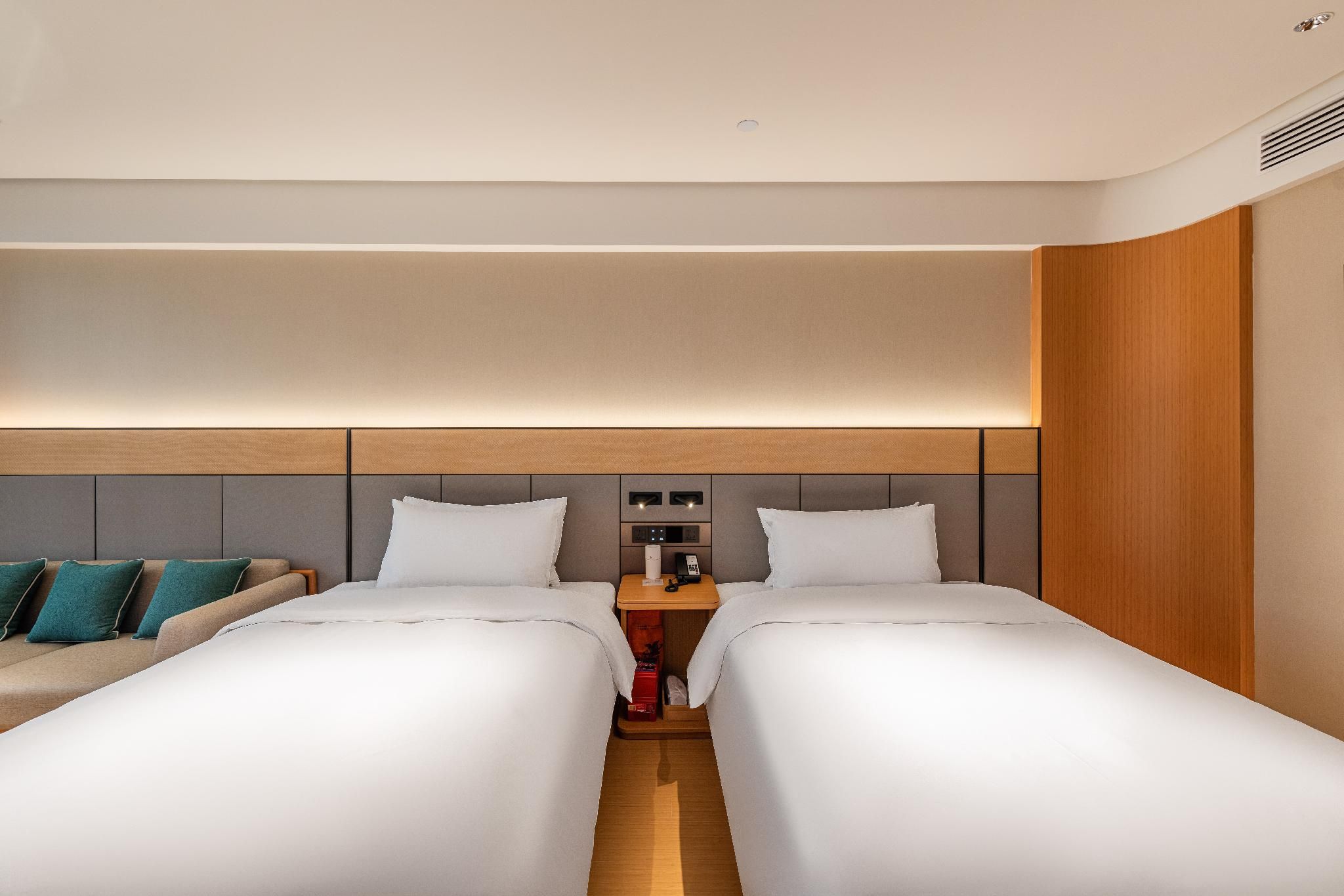 Huazhu - Business Twin Room