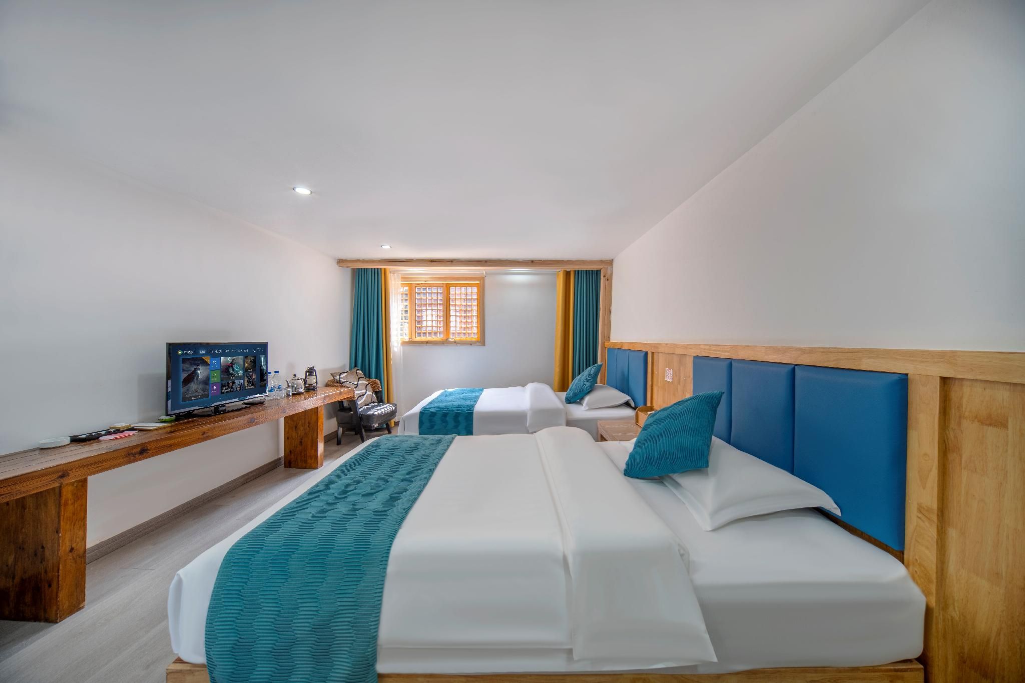 Guest Room - Twin Beds