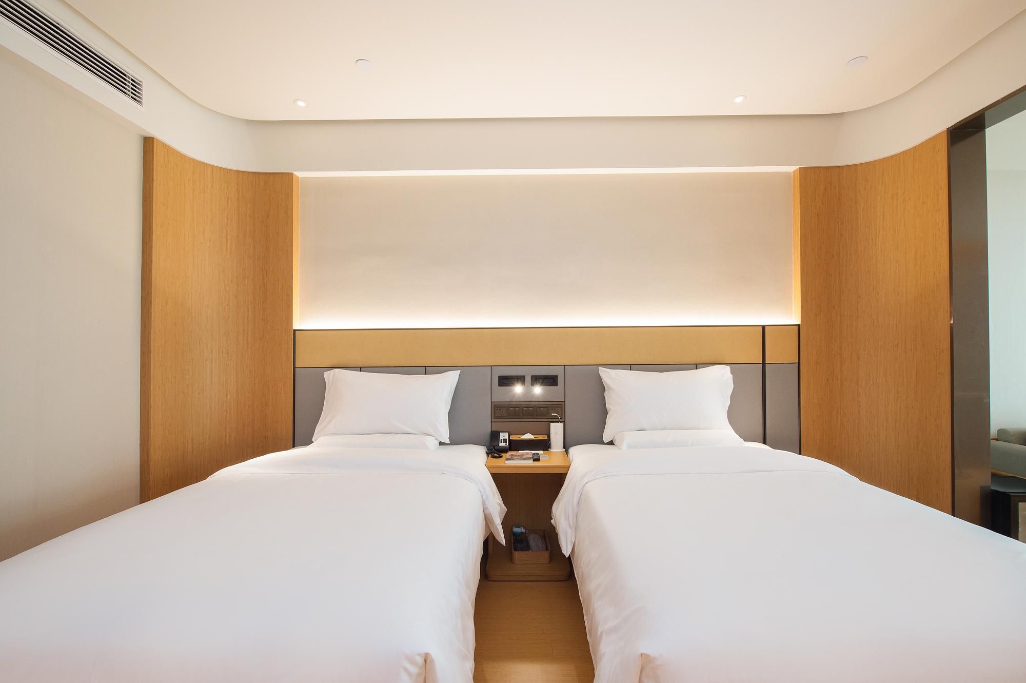 Ji Hotel Xingtai New Century Plaza SHUYA Superior Twin Room 2