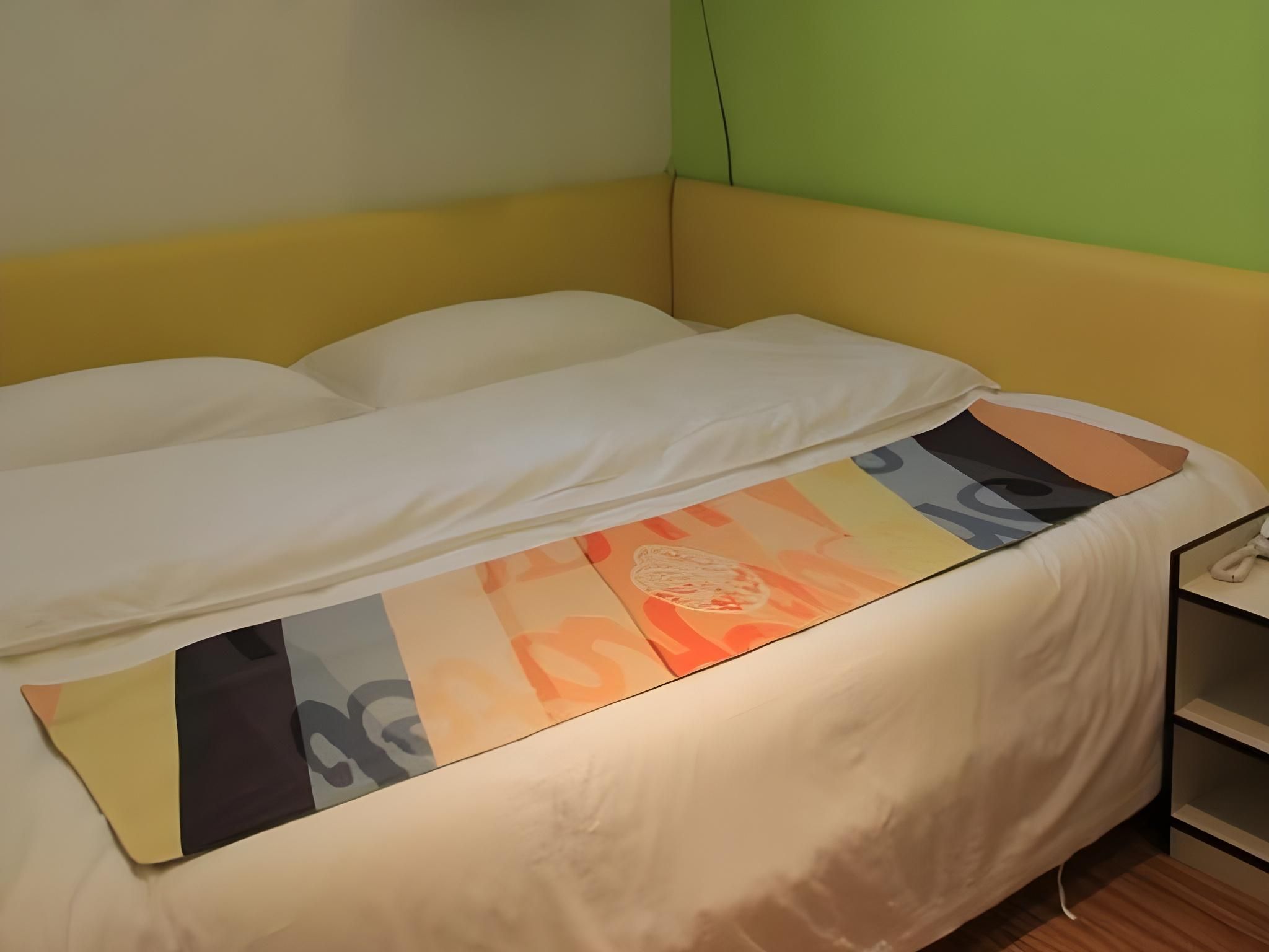 GTI - Fashion 1 Bed Room