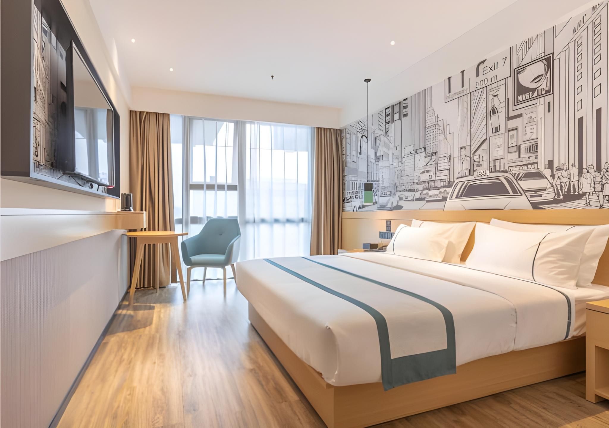 Business Queen Room