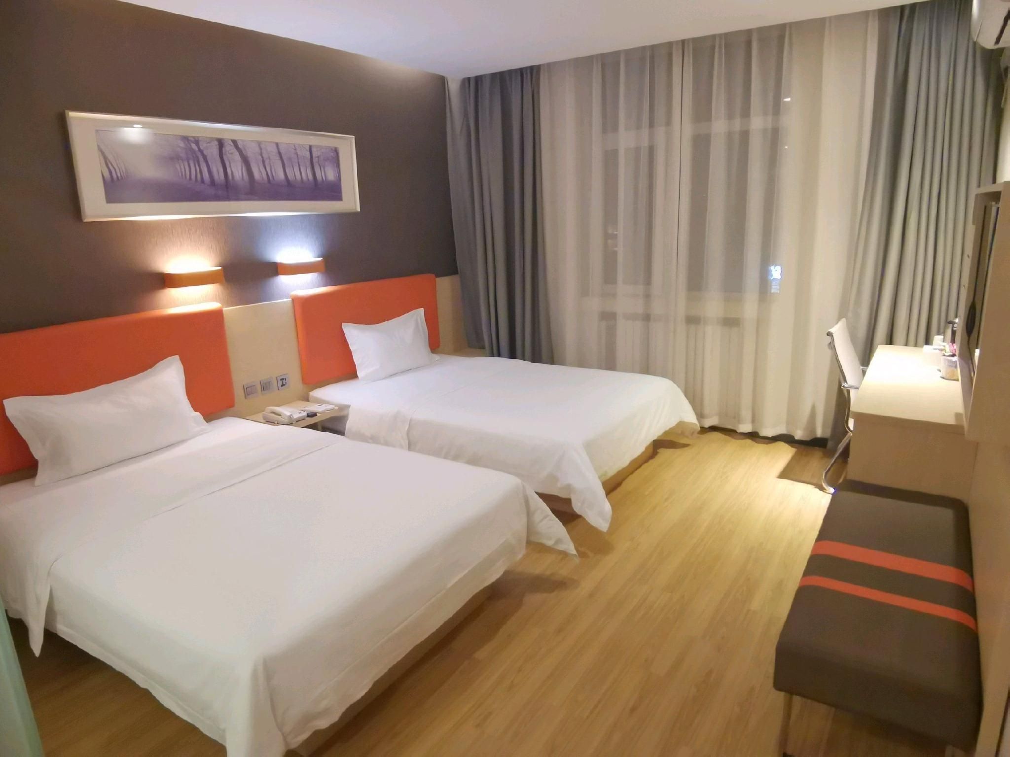 Premier Twin Room