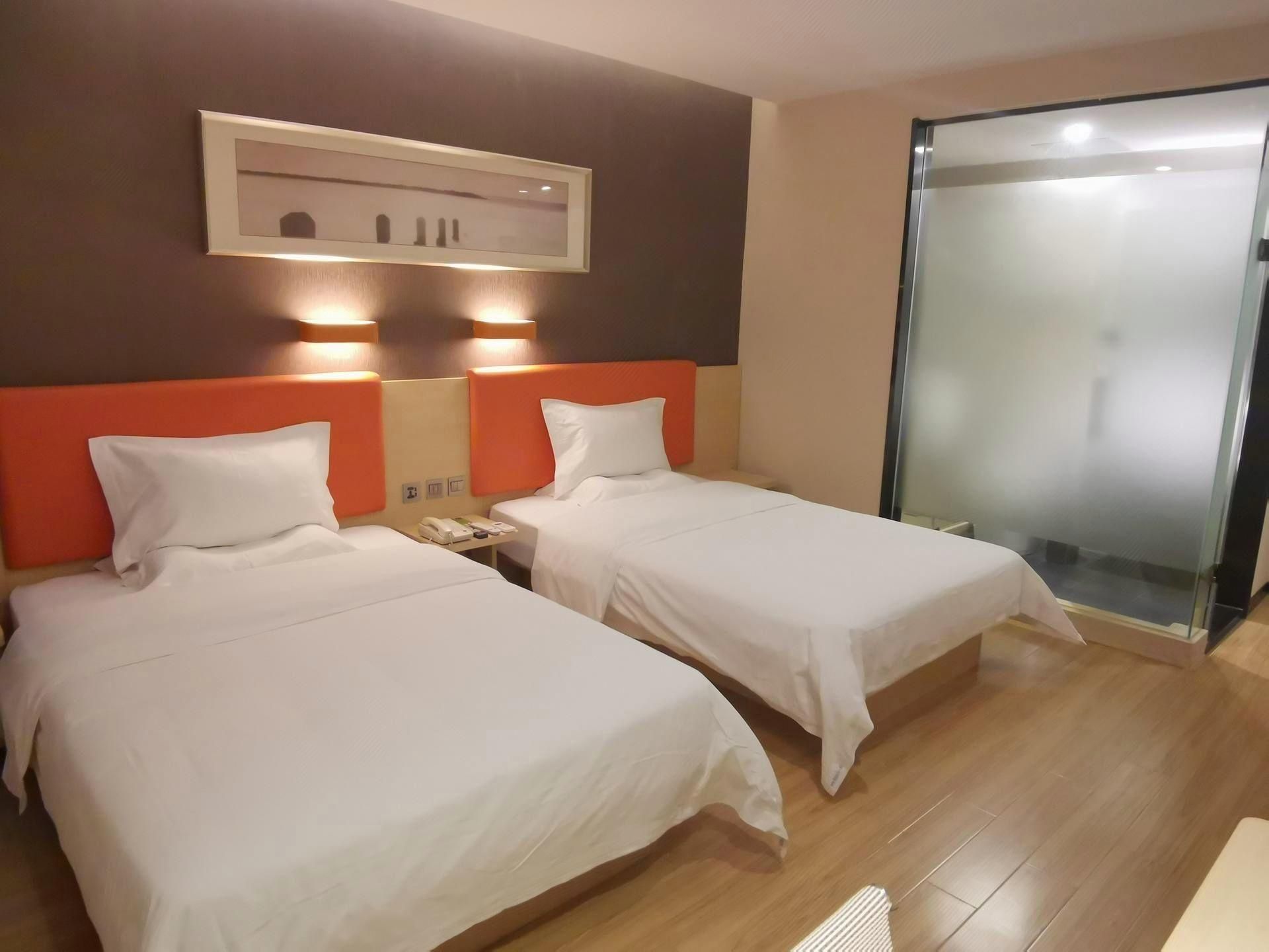 Premier Twin Room