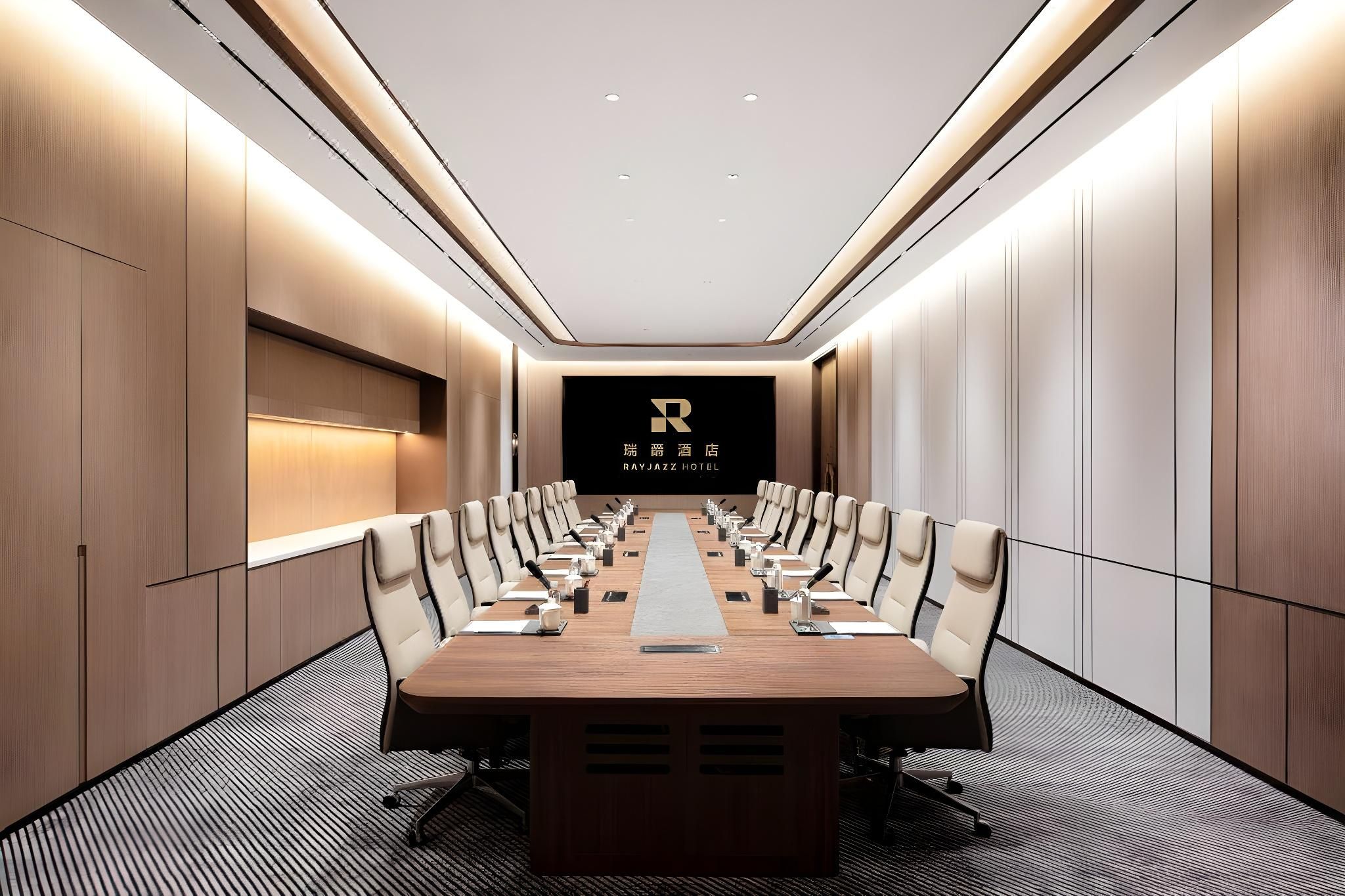 golf course [on-site]