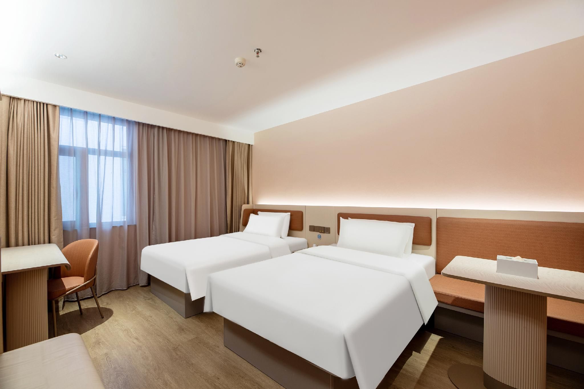 Hanting Hotel Xingtai Renze Rainbow City Huazhu - Superior Twin