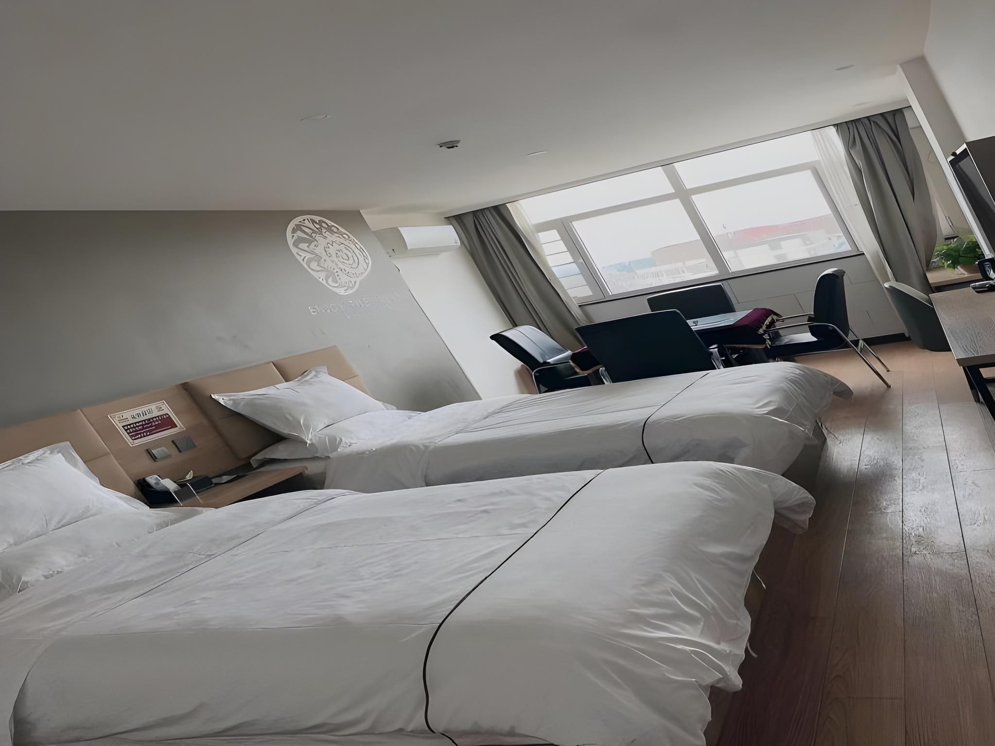 GTI - Superior Room, Chess