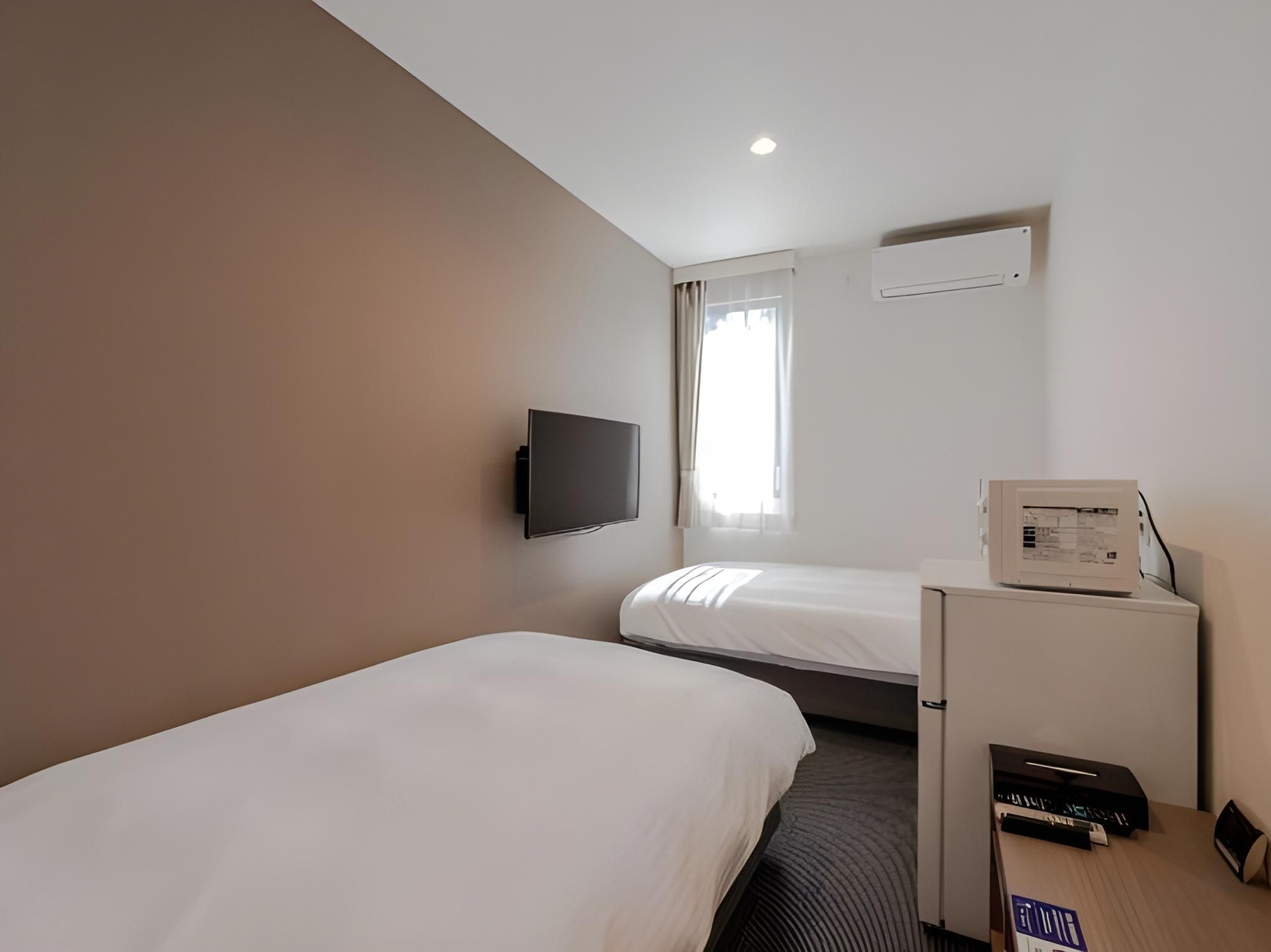 Twin Room - Non-Smoking