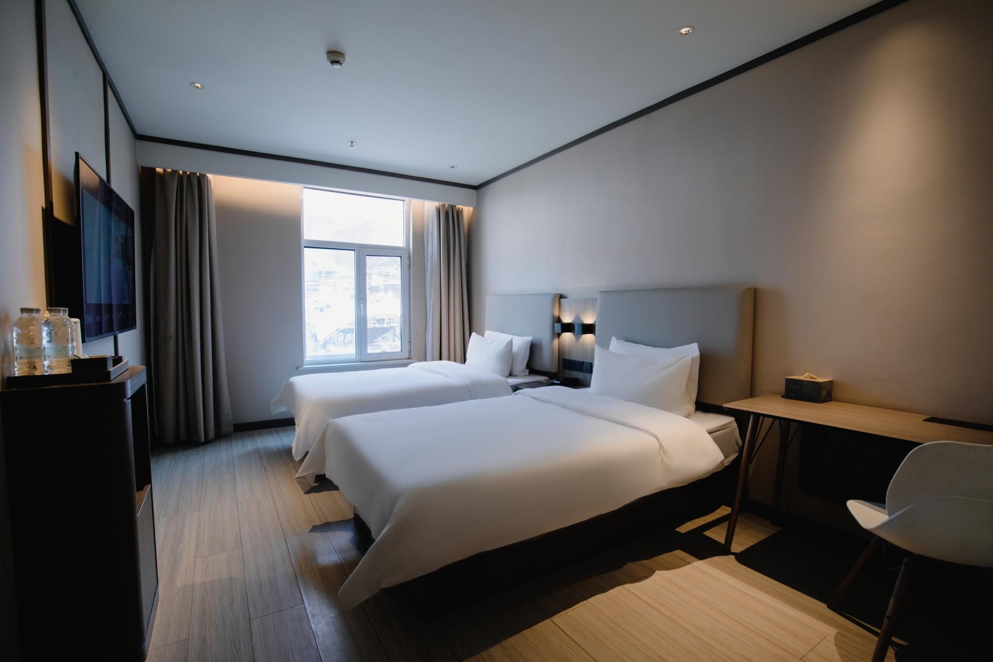 Twin Business Room