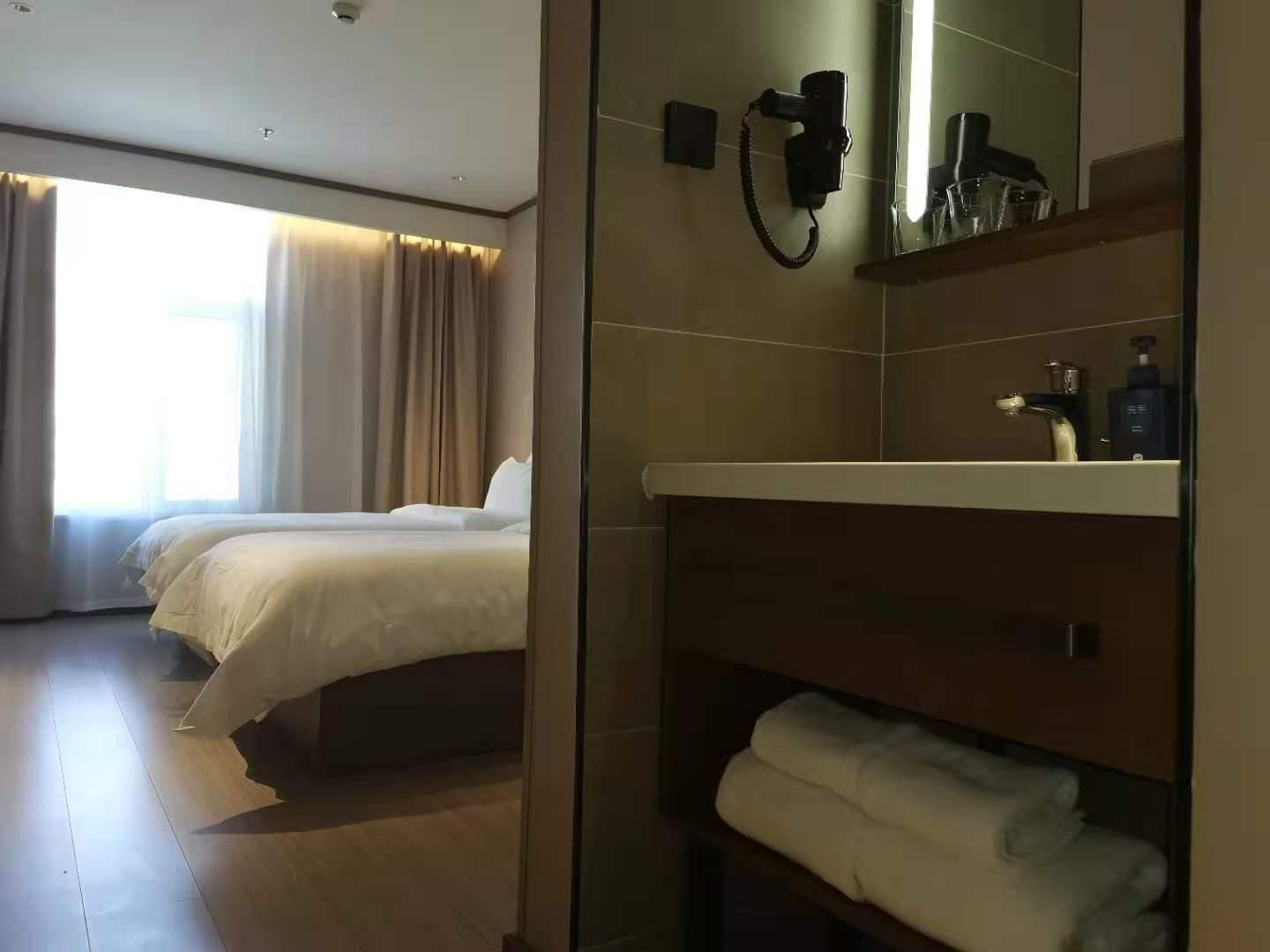 Huazhu - Twin Room