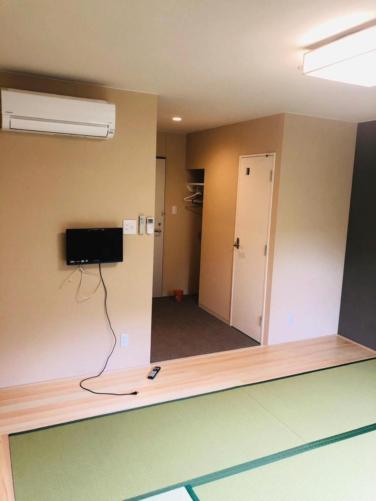 Japanese-Style Quadruple Room