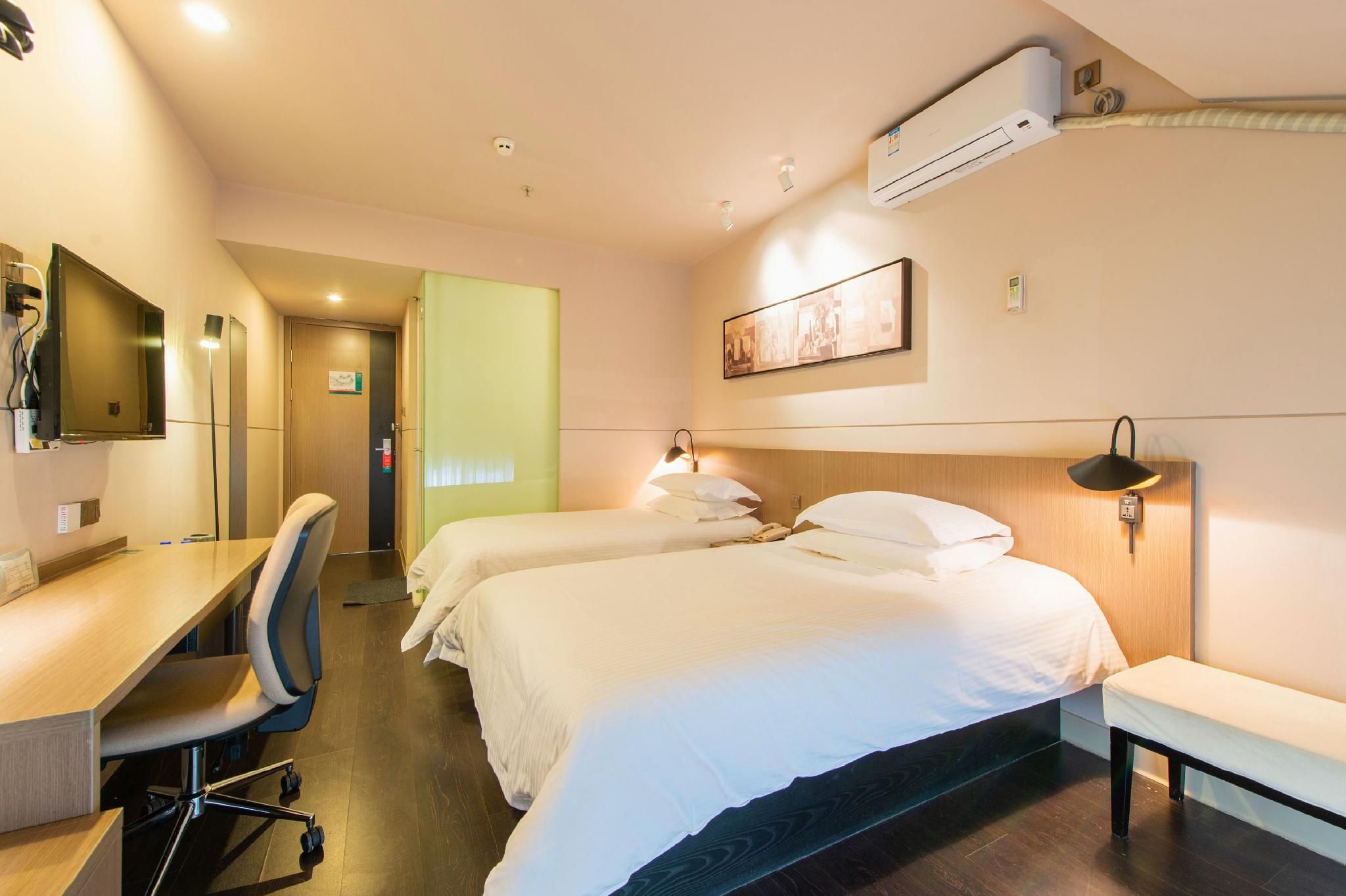 wh - standard room