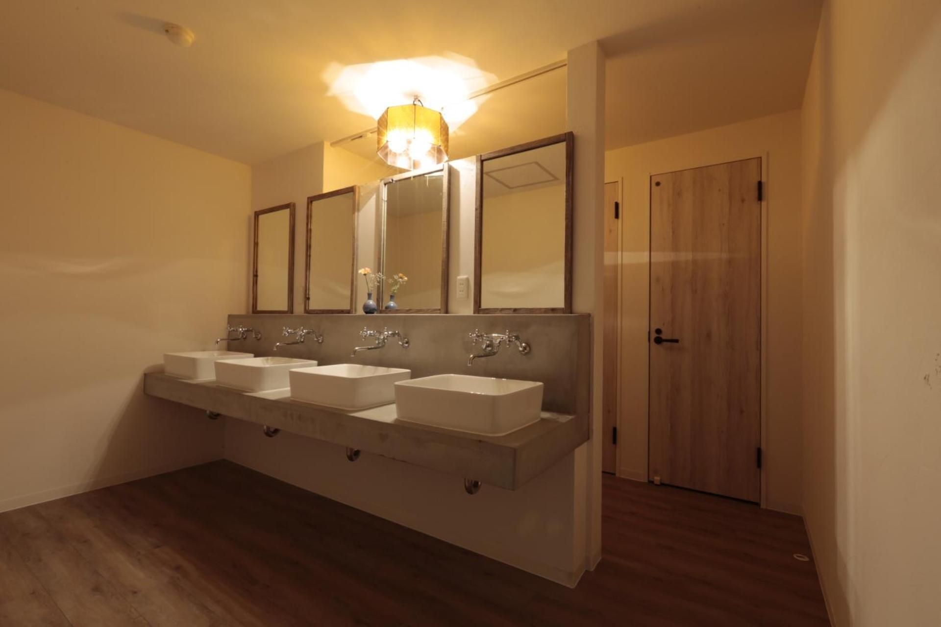 Japanese-Style Twin Room with Shared Bathroom-Forest View - Non-Smoking