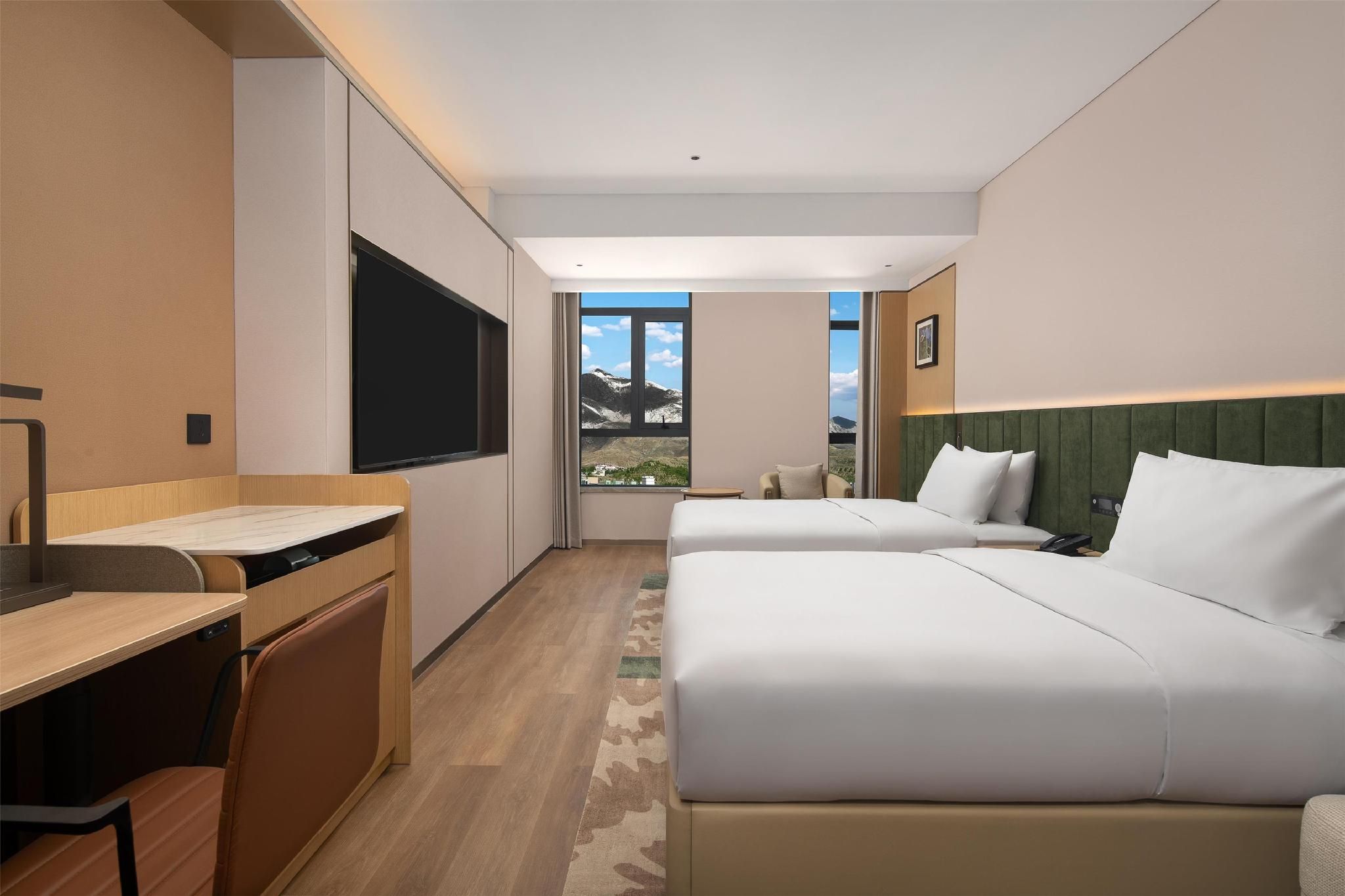 Twin guest room