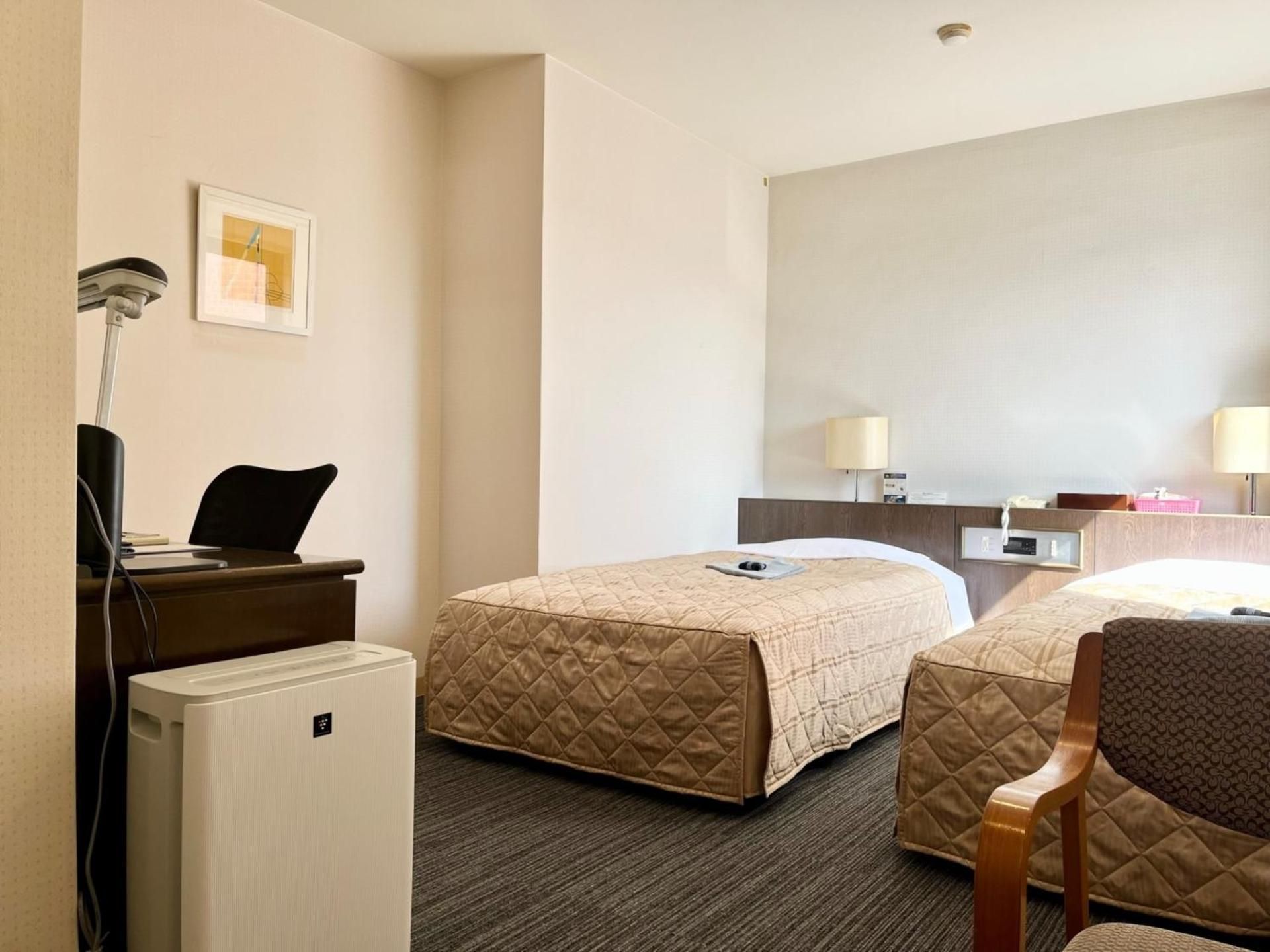 Twin Room - Non-Smoking