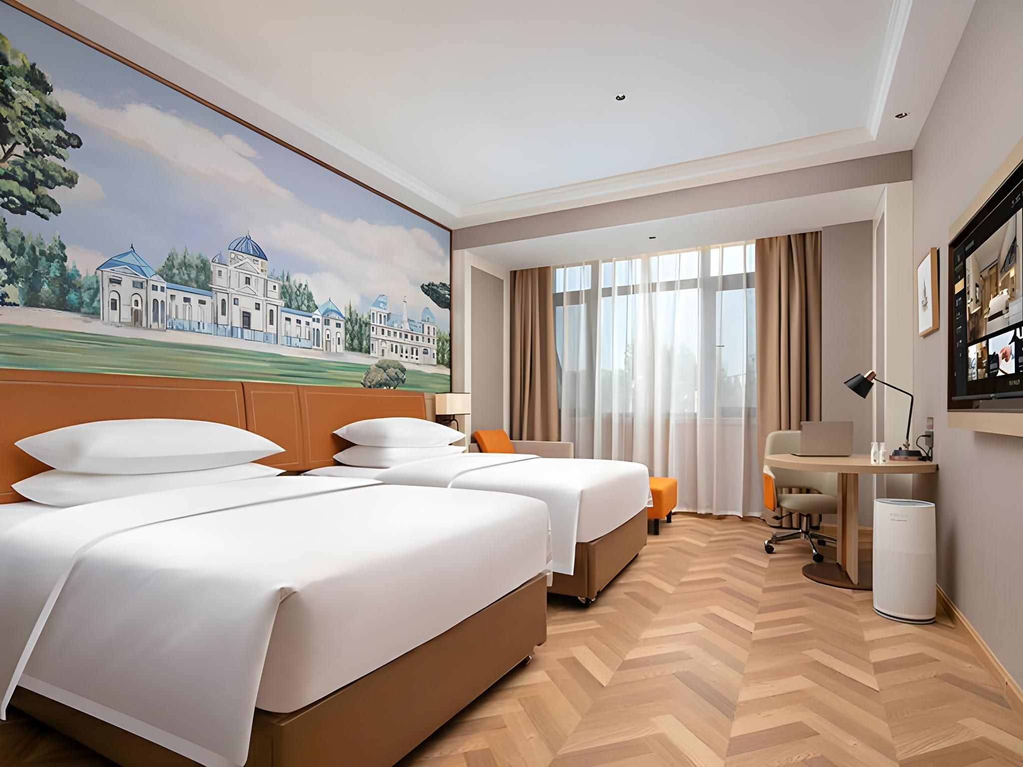 Twin Business Room