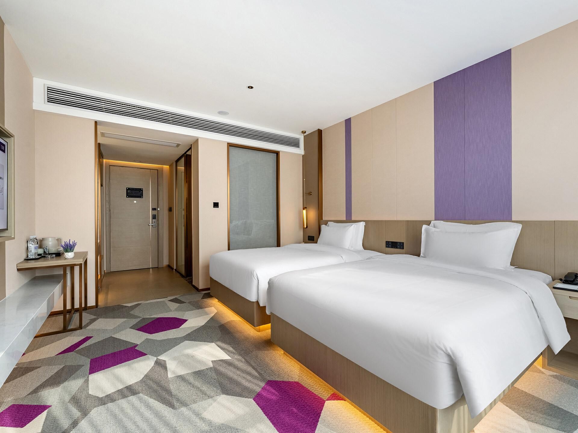 Twin Business Room