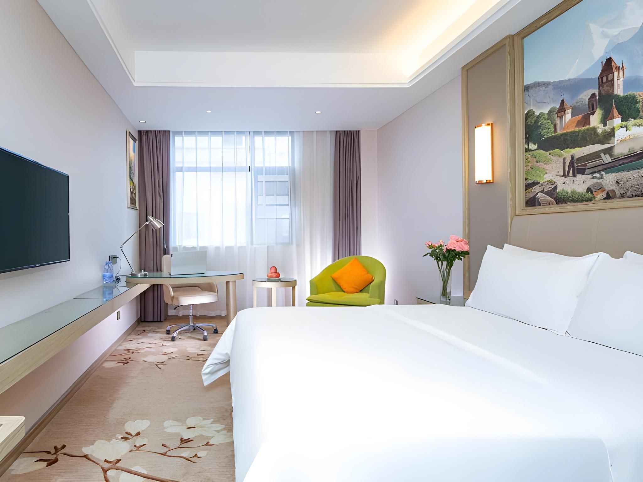 Business King Room