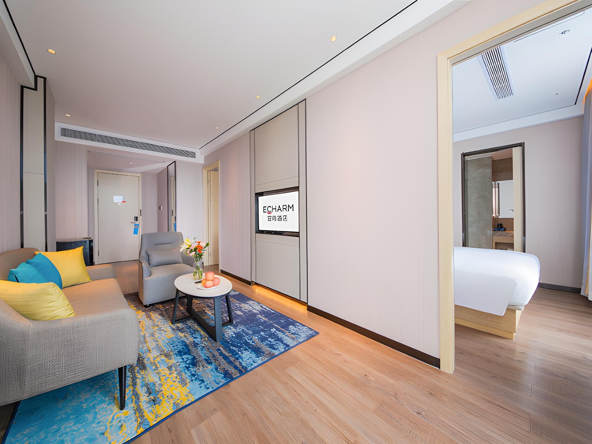 Dossen - Executive Suite